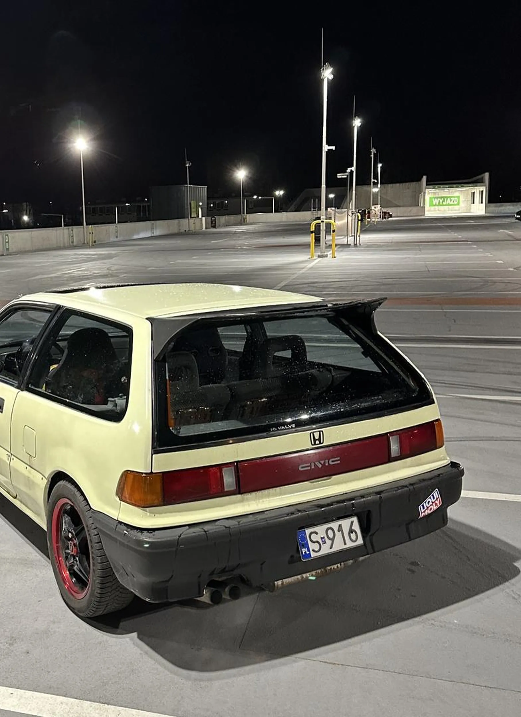 samochod został oficjalnie rozgrzeszony gdyż posiada oryginalny zderzak USA ?