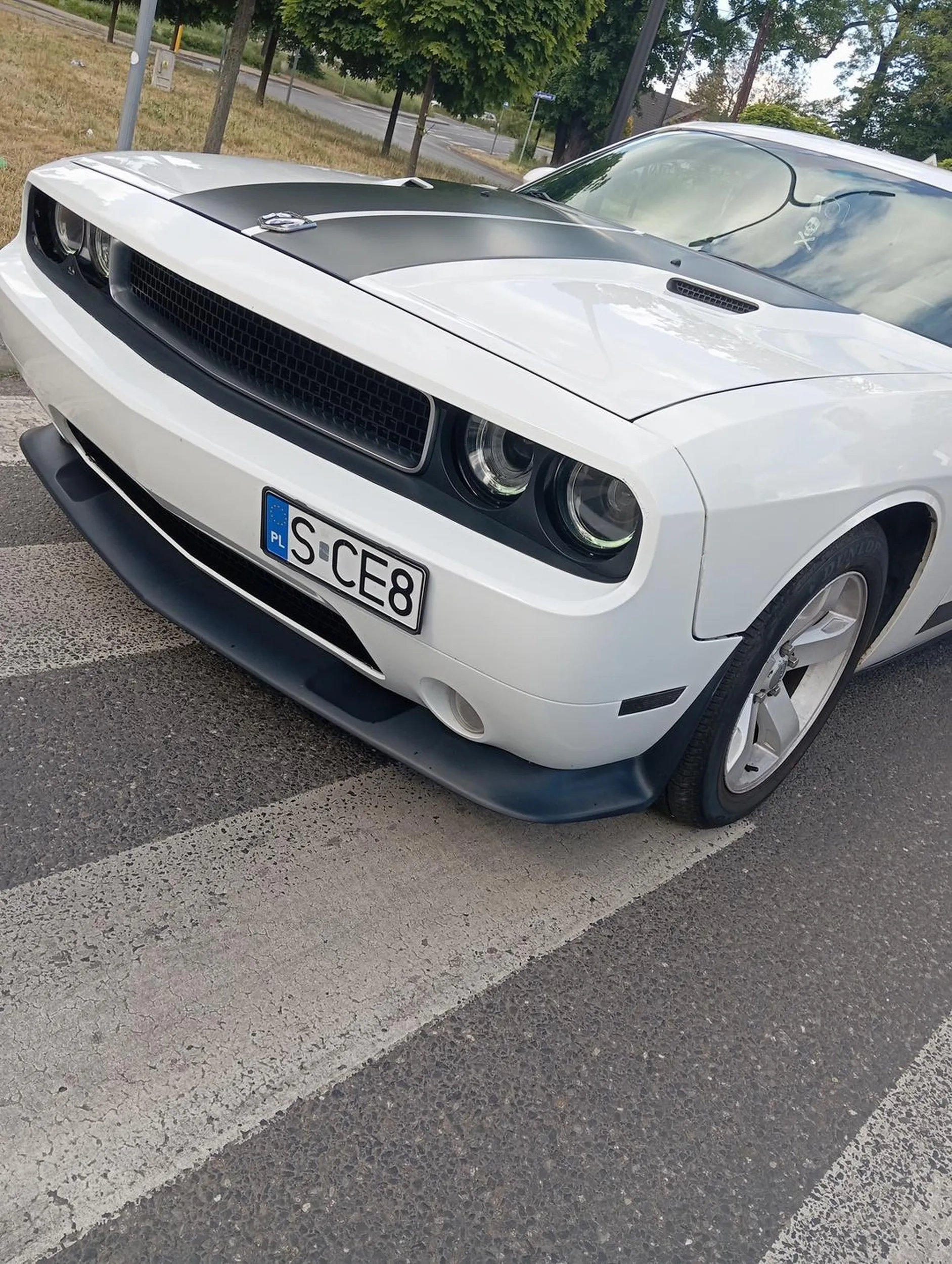 Kierowca białego helengera potrącił moja prawą stopę po czym uciekł z miejsca zdarzenia krzycząc "rynek fans hooligans"