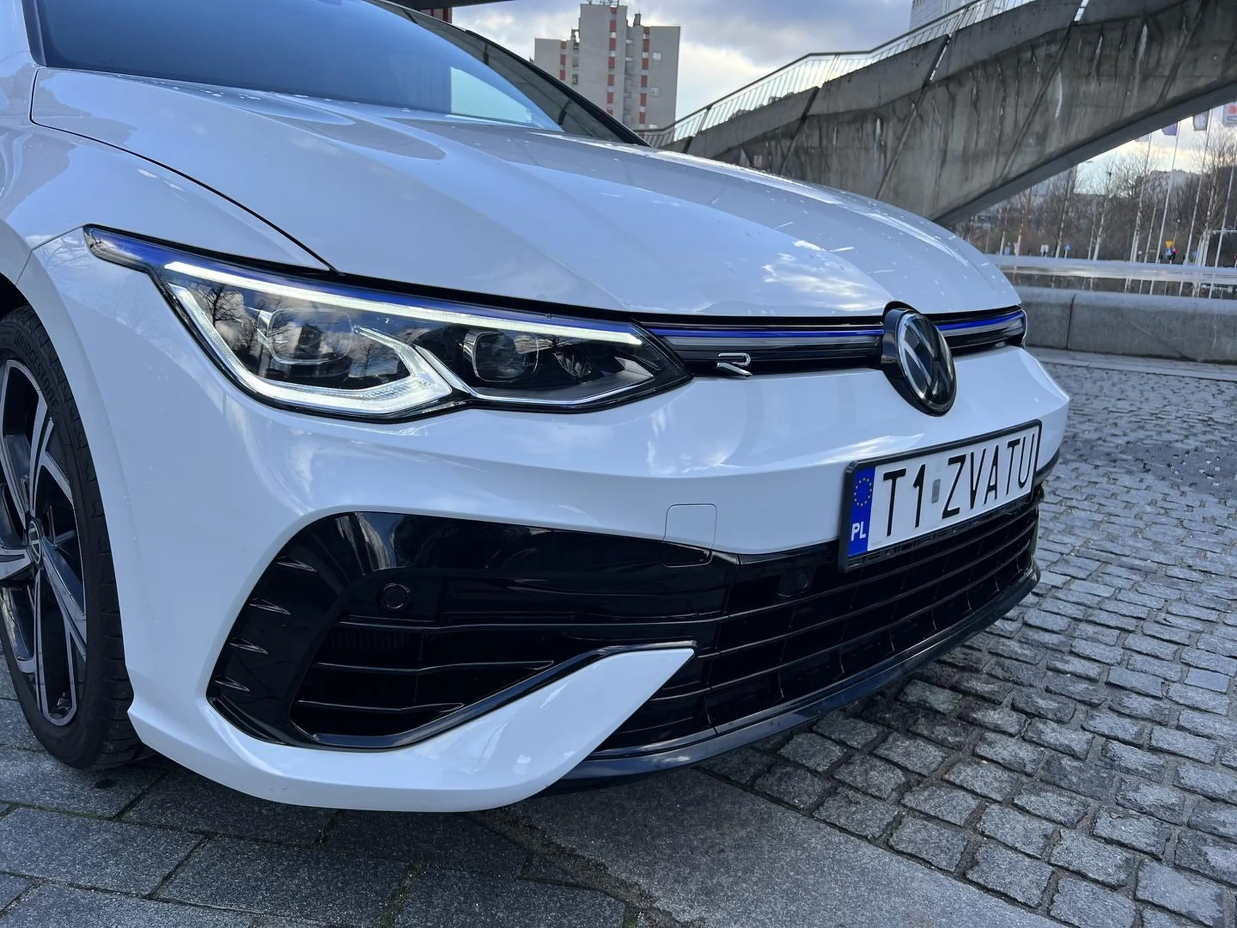 Bardzo fajny Golfik 8R, można go wypożyczyć w Trofeo, bardzo polecam! :D