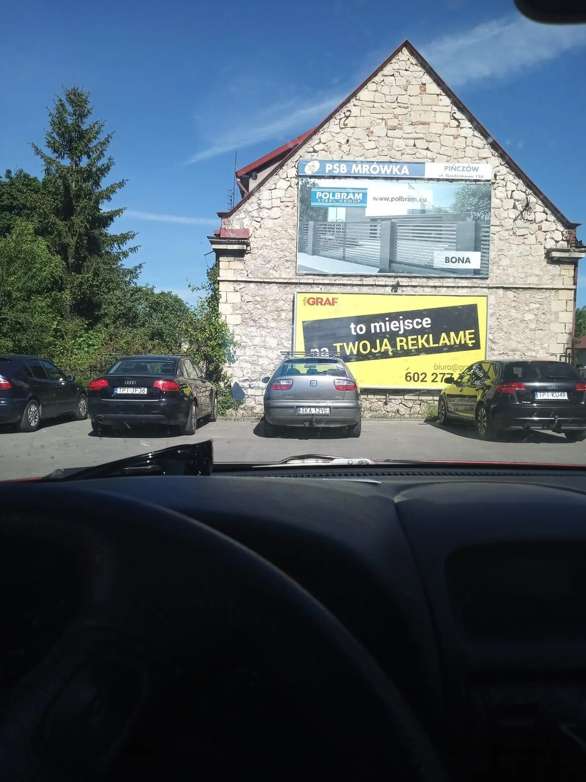 Naucz się parkować dwa miejsca zajmujesz