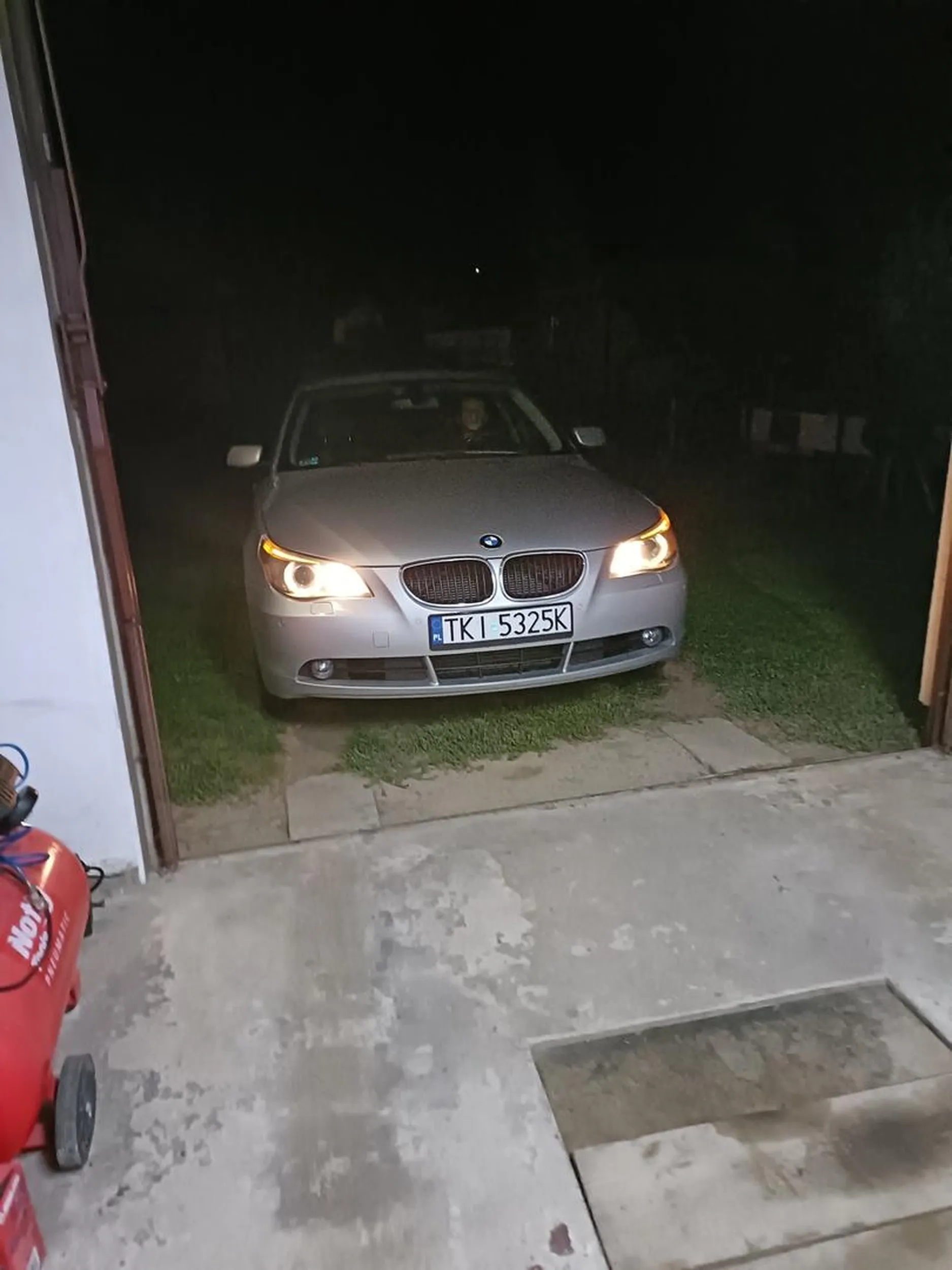 Kierowca jeździ jak p**da