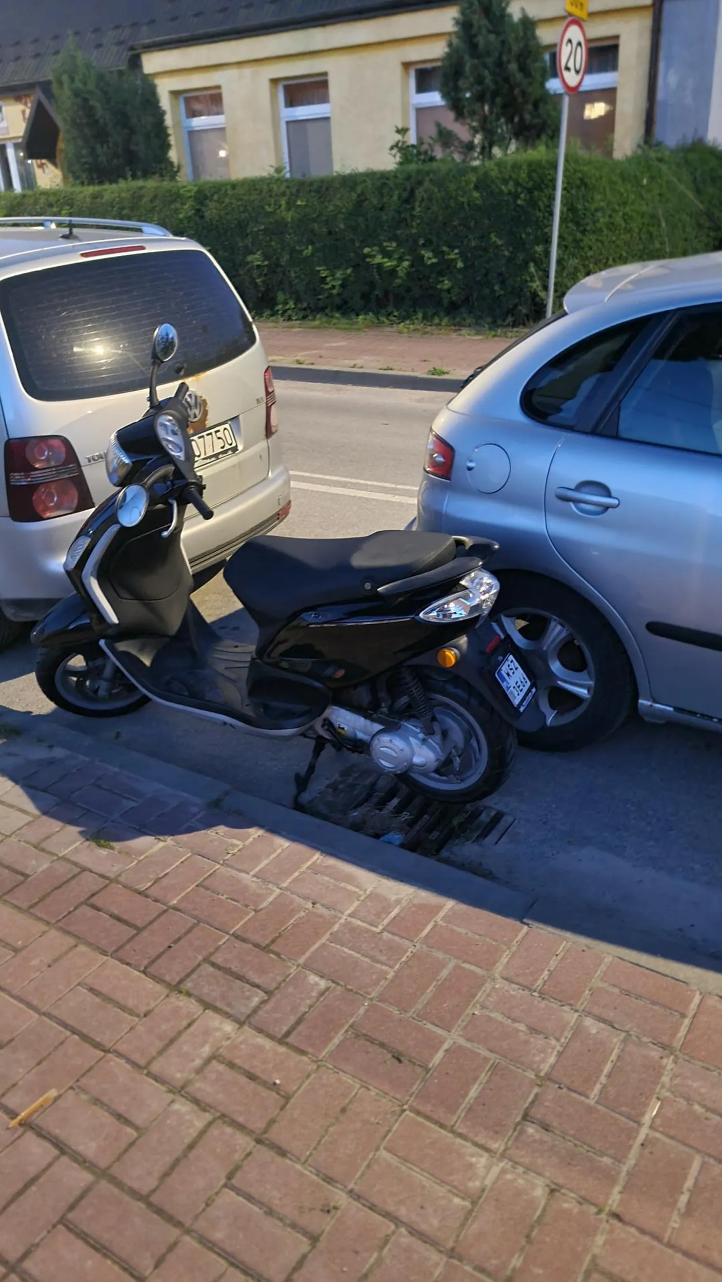 Naucz się parkować. Pozdrawiam