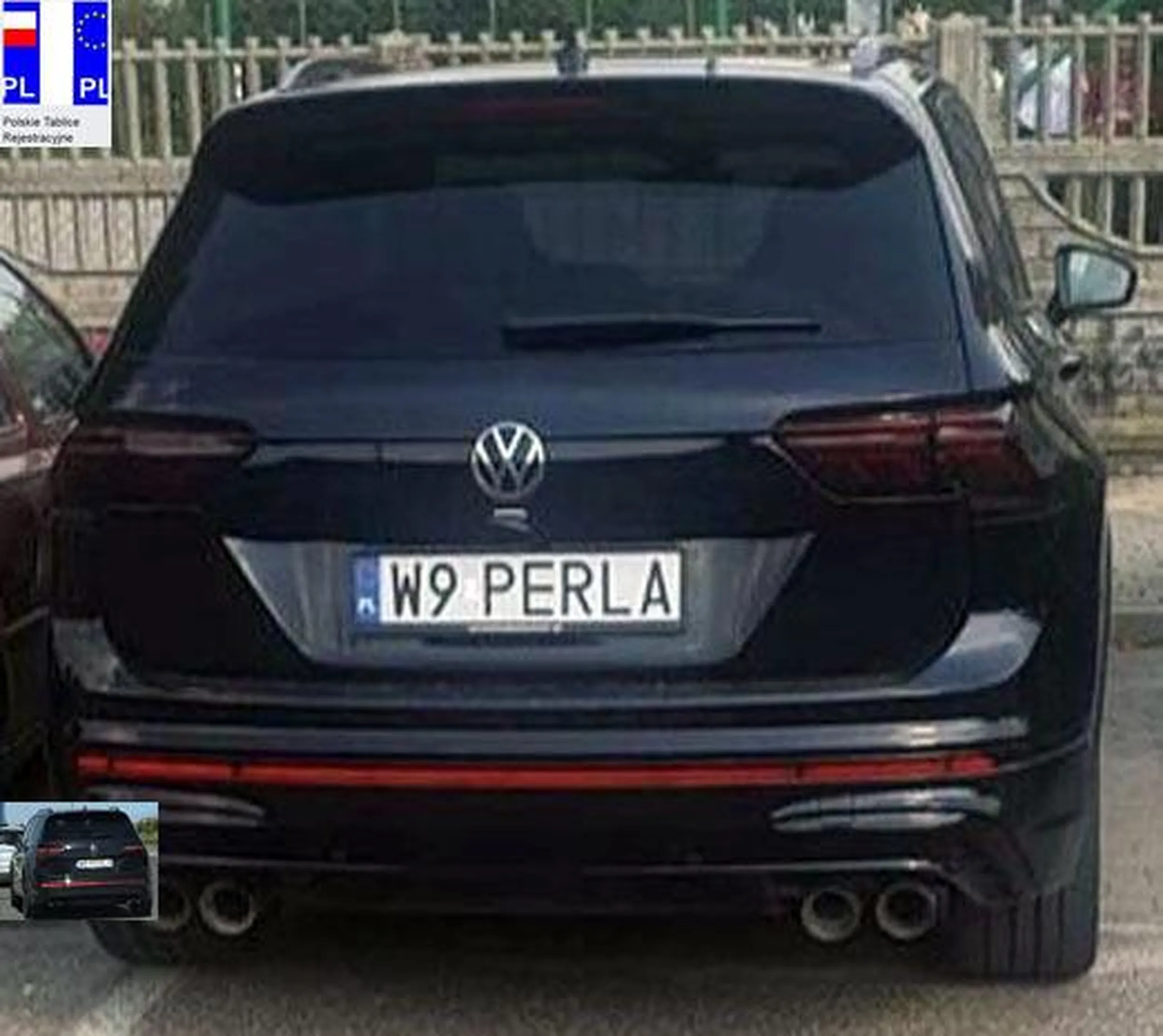 Jeden z tych pajaców, którzy na lewym skrajnym pasie poganiają światłami mijania innych kierowców, którzy i tak jadą dużo szybciej, niż pozwalają na to przepisy i dużo szybciej, niż jadący pozostałymi pasami.