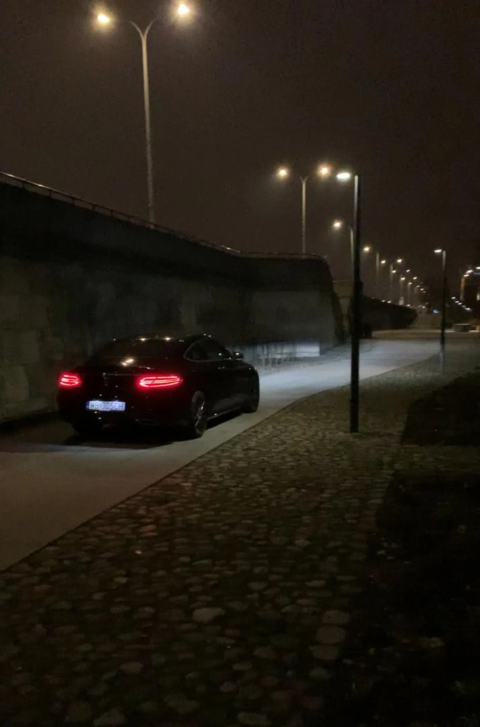 Morderca drogowy, ścieżką rowerową po bulwarach, niezła wyobraźnia ..