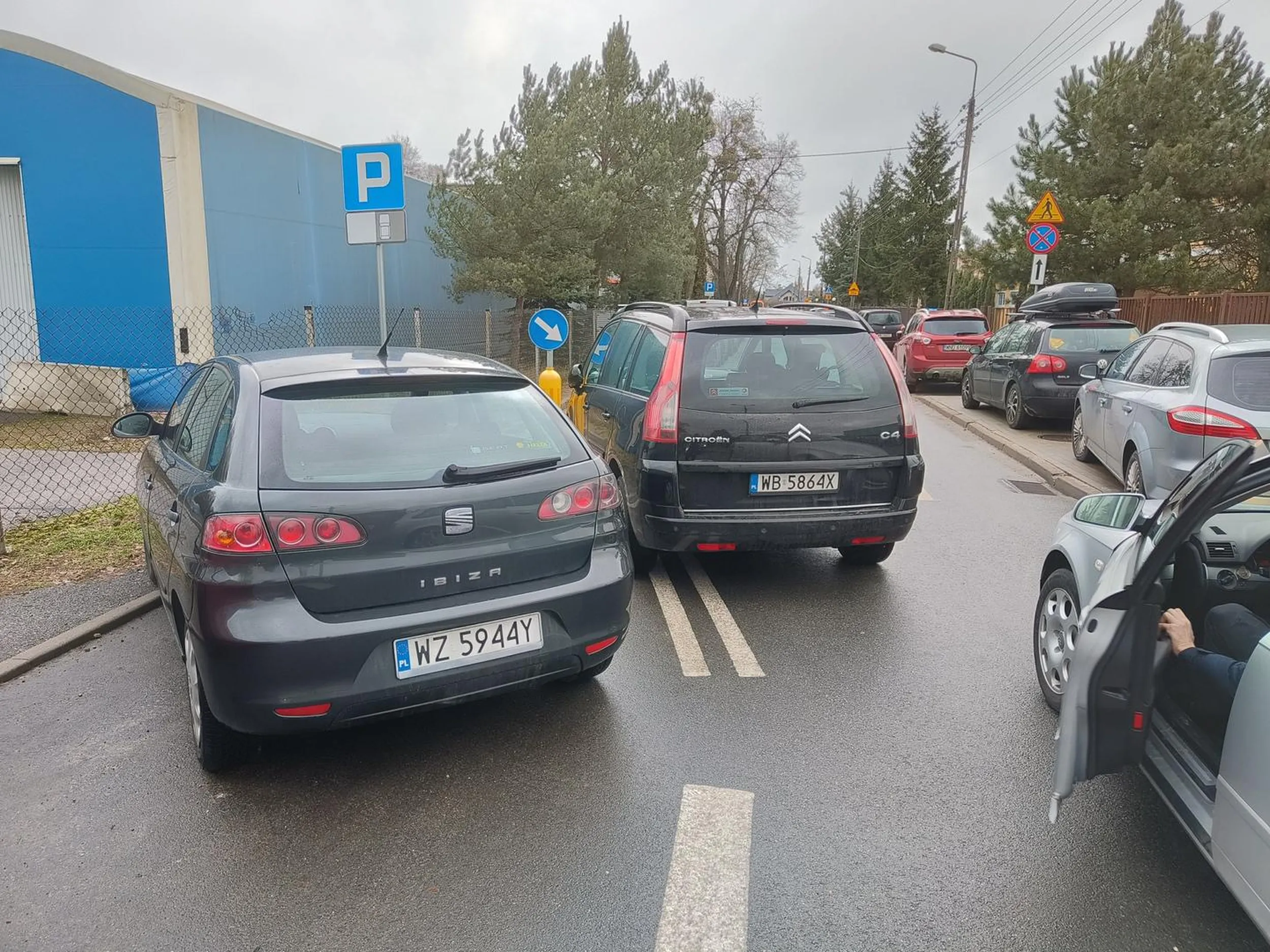 Mam nadzieję, że straż miejska która jechała, gdy zawracałem to właśnie do ciebie