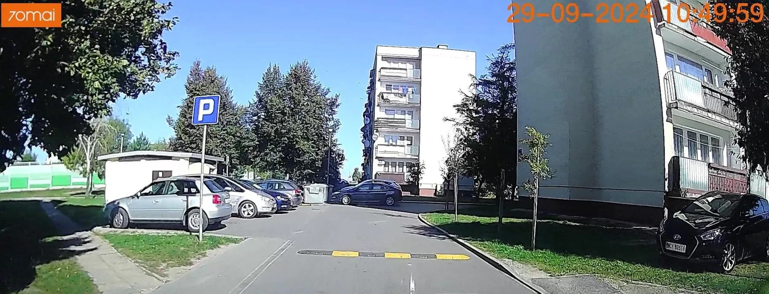 Aj aj aj, ktoś już zapomniał jak wygląda tłumaczenie się z postoju na trawce. Trzeba przypomnieć :)