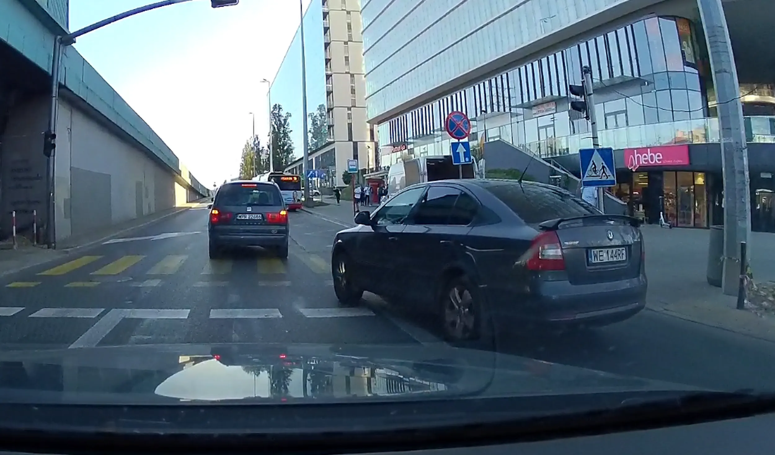 Lubi wymuszać pierwszeństwo