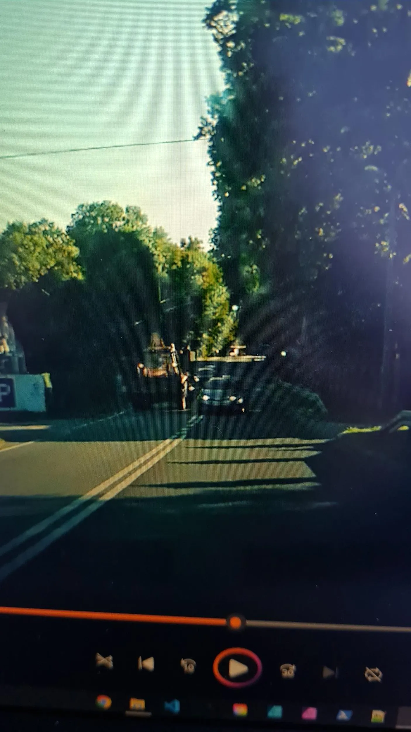 Czołówka, zakręt, podwójna ciągła, przewóz ludzi