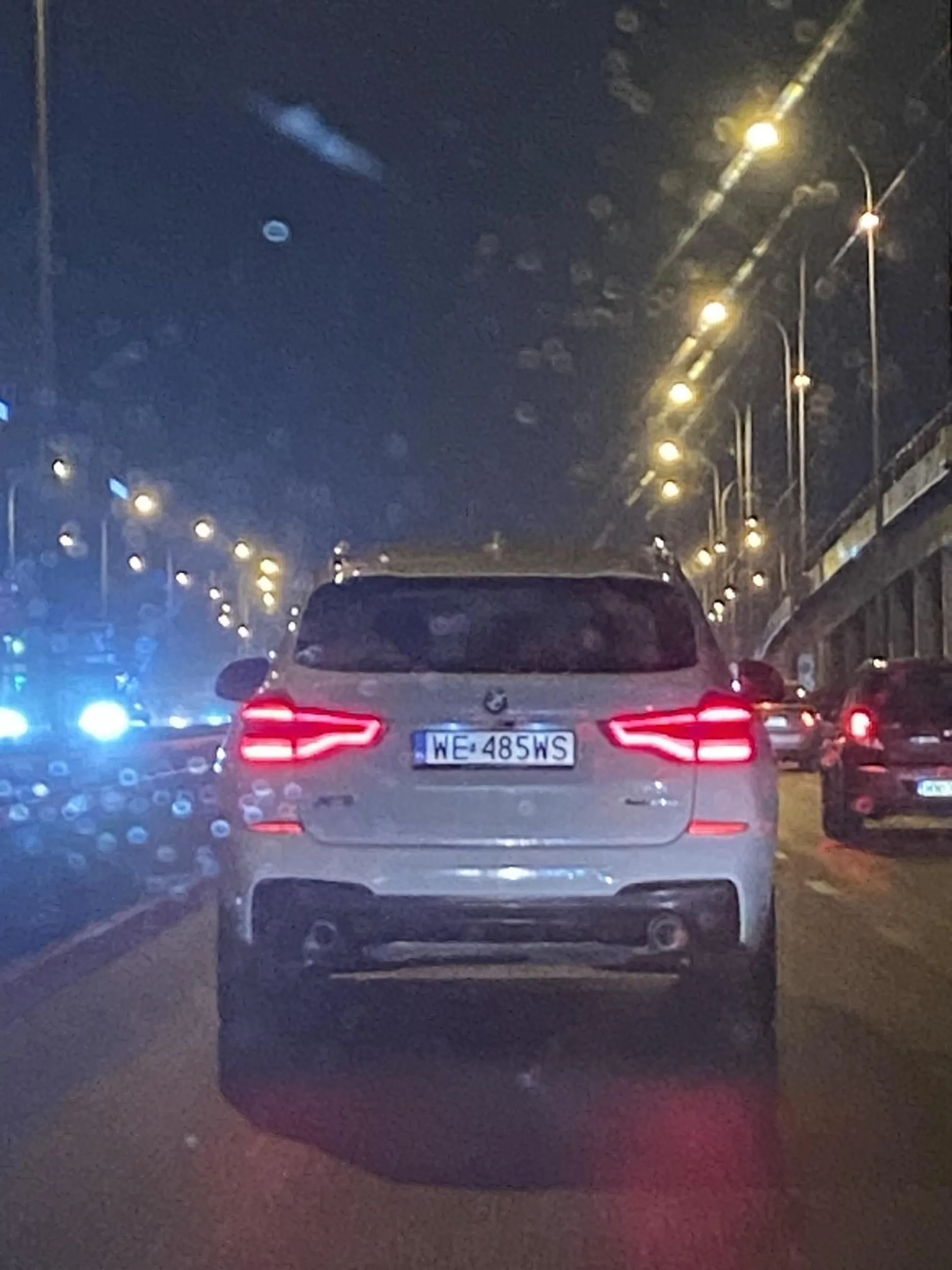 A kierunek to sam się włączy??