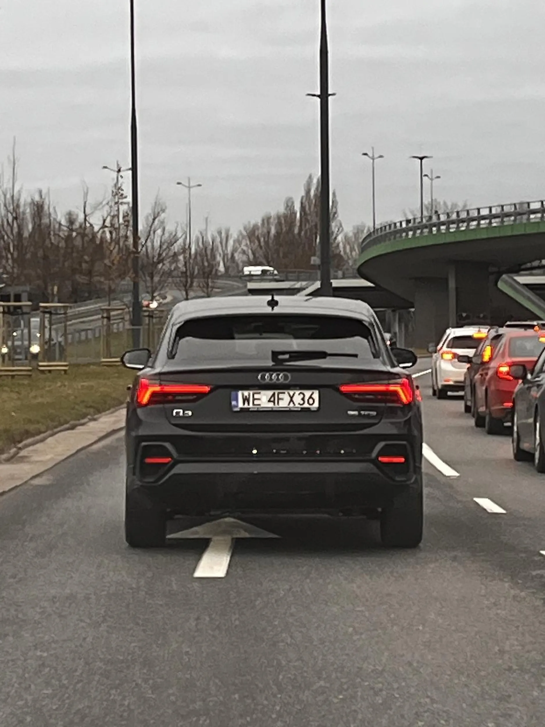 Bardzo niebezpieczne wymuszenie, brak refleksji.