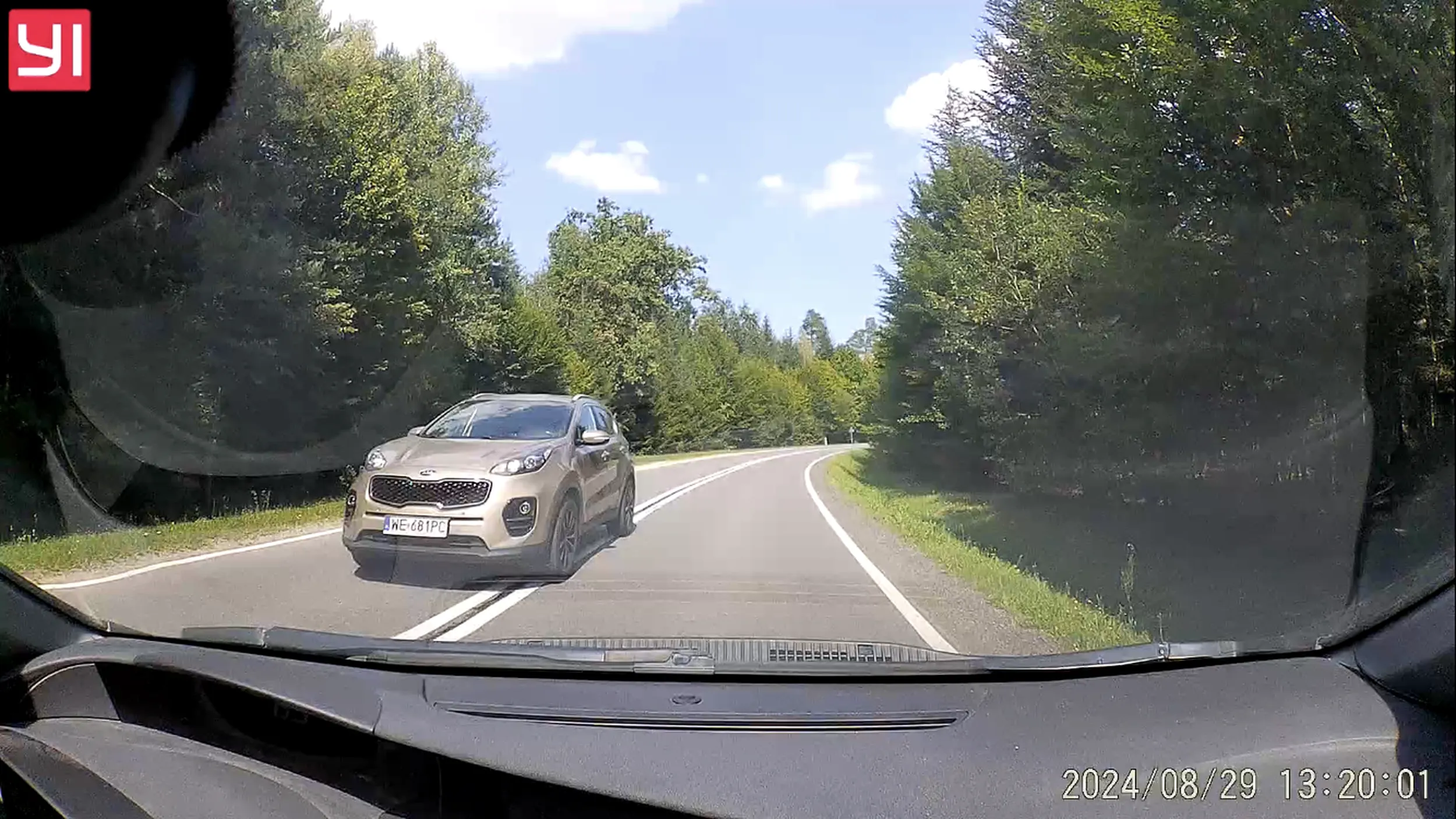 Może trzeba było bardziej ściąć ten zakręt. Trasa Kozienice-Radom