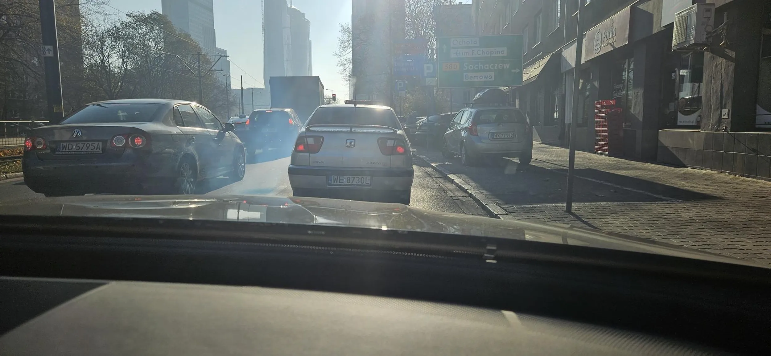 Biskupiec wybiera papieża, niestety ciągle tylko fioletowy dym