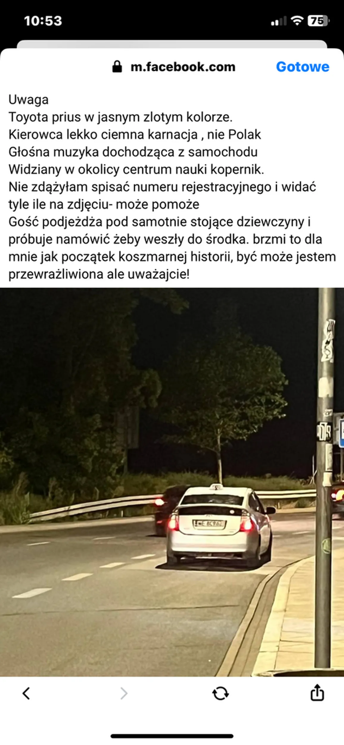 CIEMNOSKÓRY STULEJARZ JEŹDZI PO MIEŚCIE