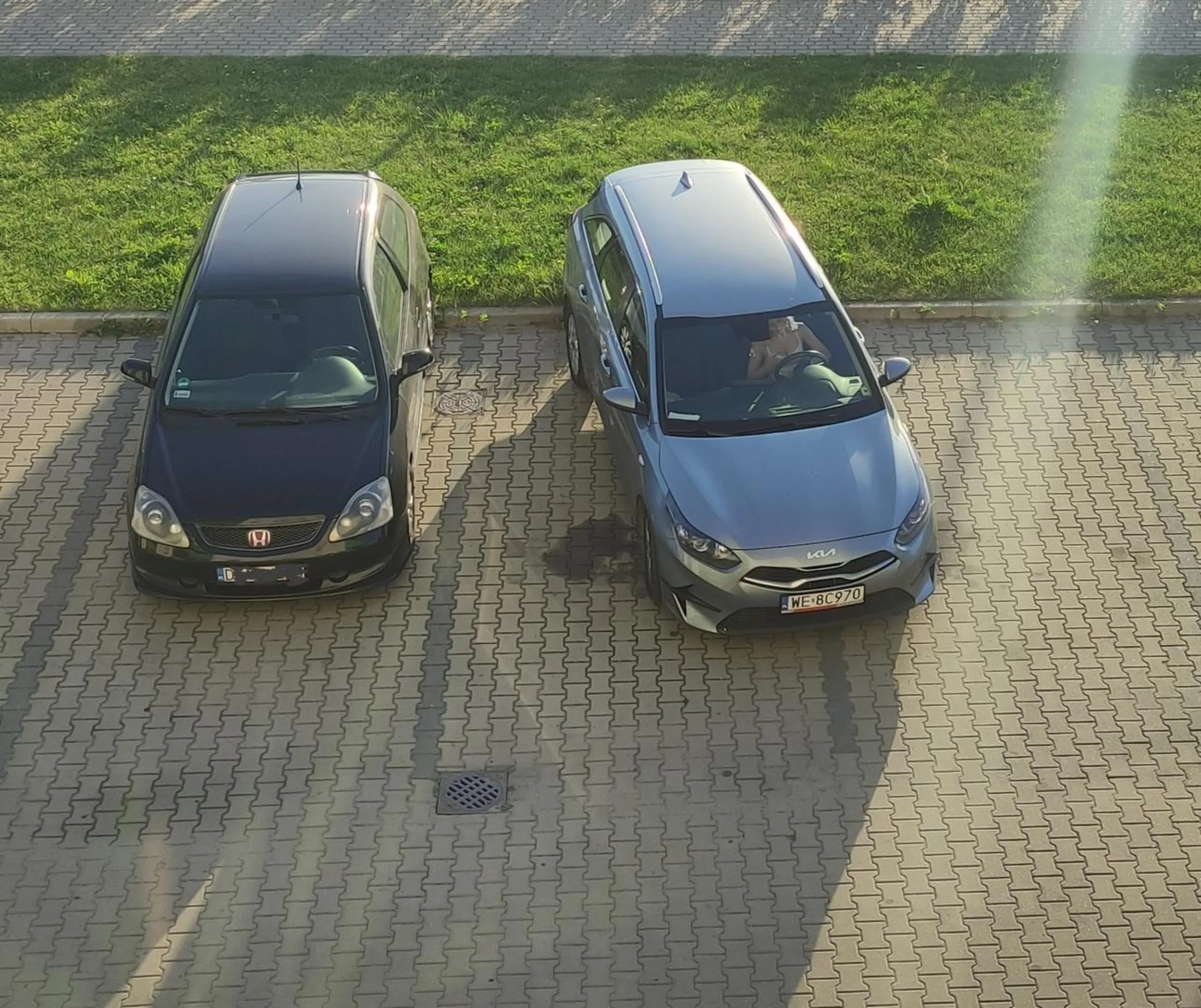 typowa blondynka,naucz się parkować.