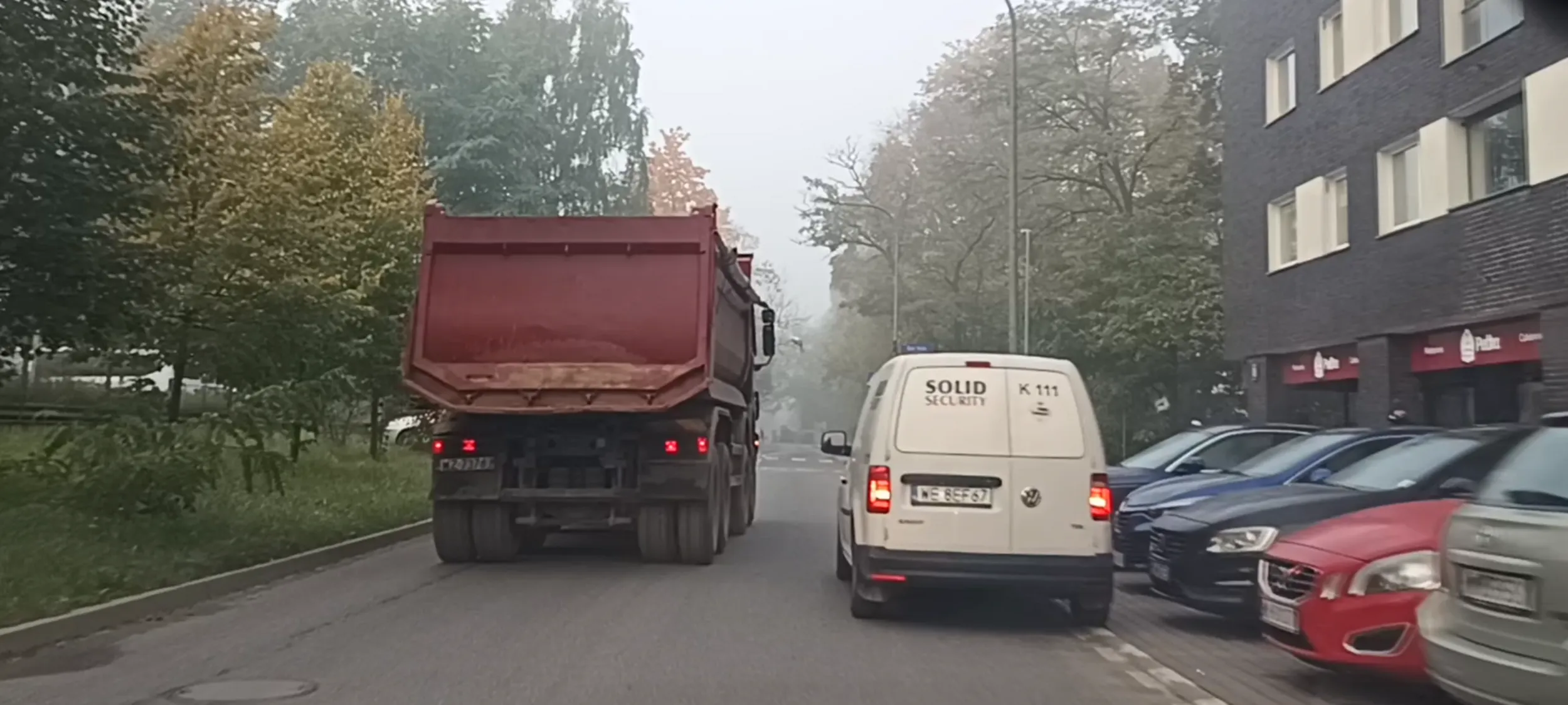 Parkowanie na ulicy gdzie jest zakaz zatrzymywania się i postoju B-36