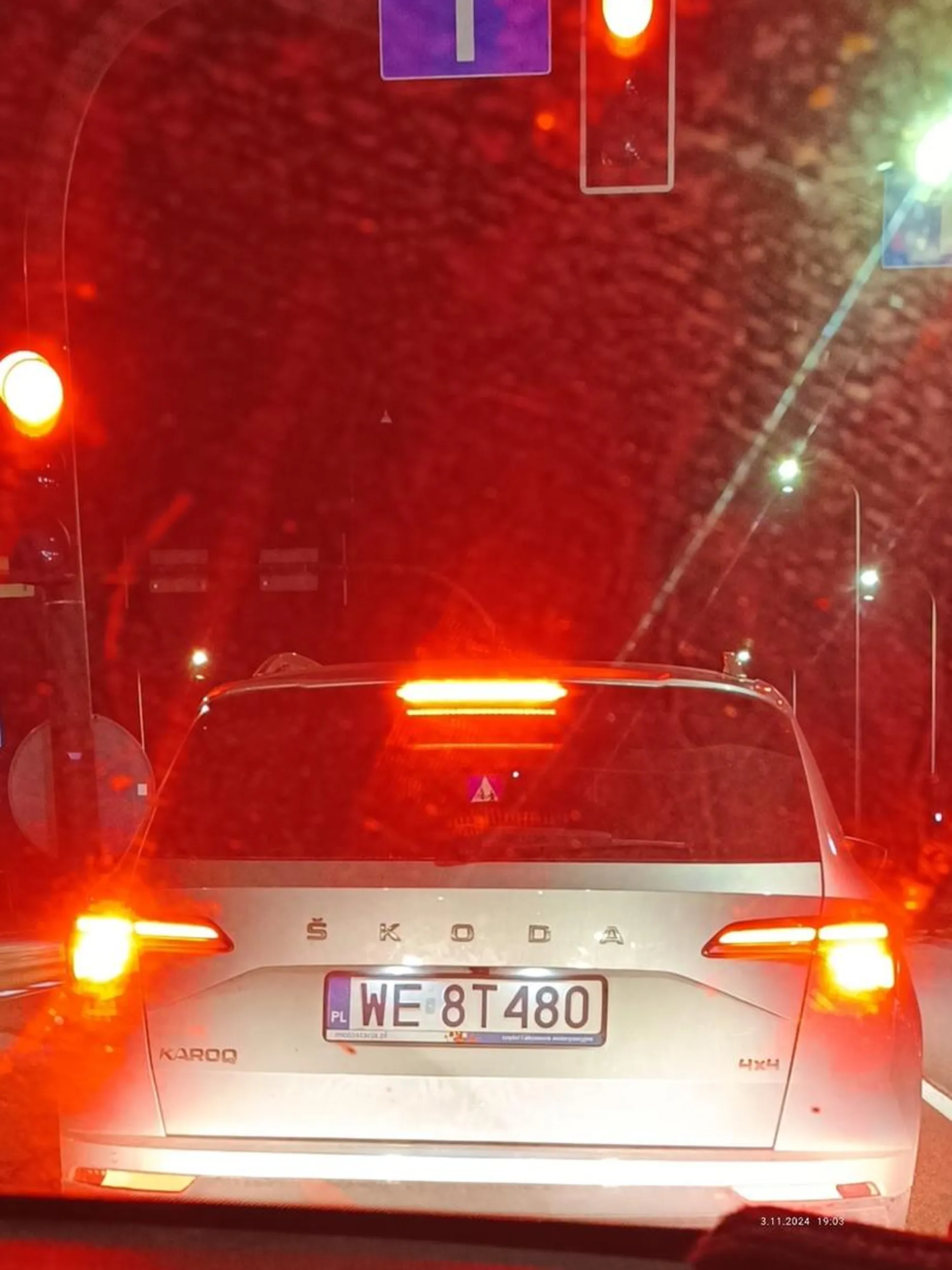 Kierunkowskazy ostatni raz widział jak stary rozpiął rozporek i mu pokazał.