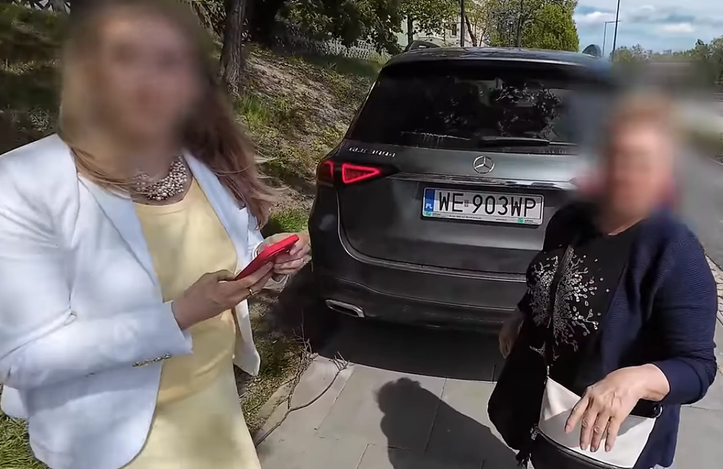 Krowa uciekła z pastwiska