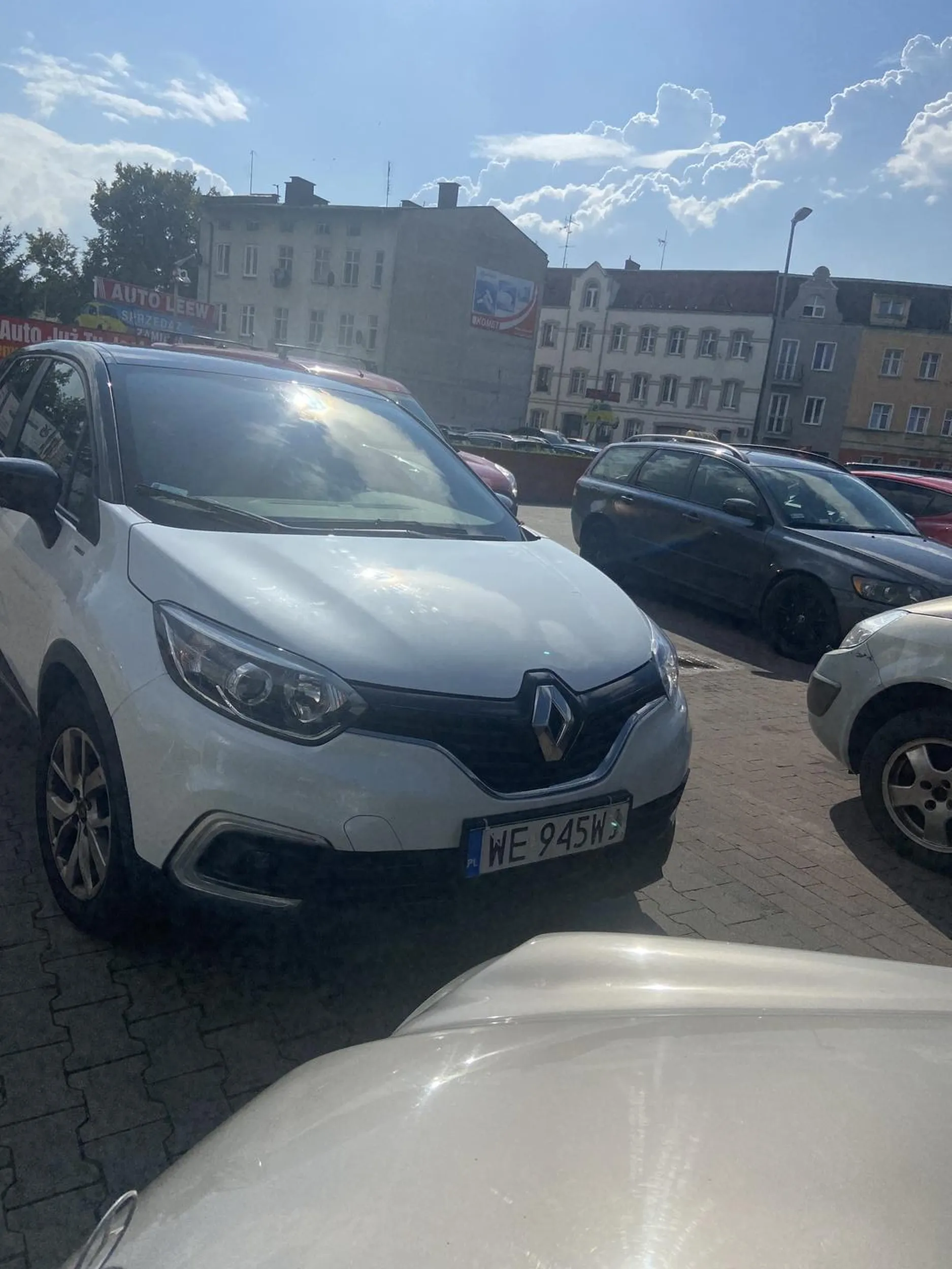 beszczelny facet, który zablokował całą drogę