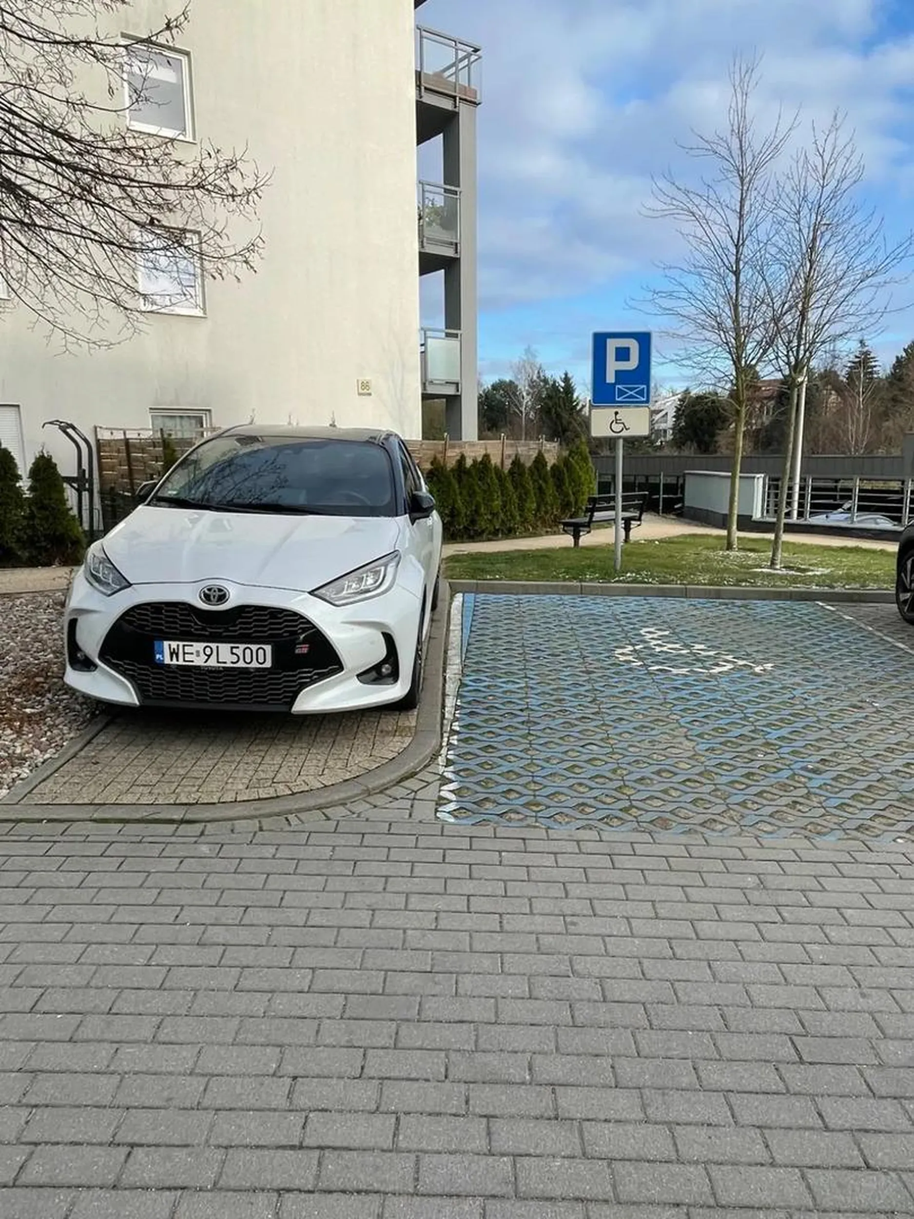 Idealna lokalizacja do parkowania