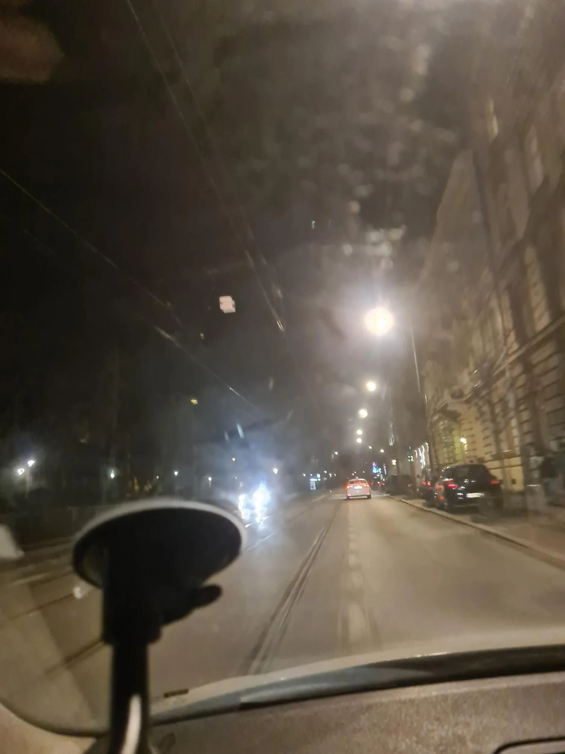 Kierowca wymusza pierwszeństwo