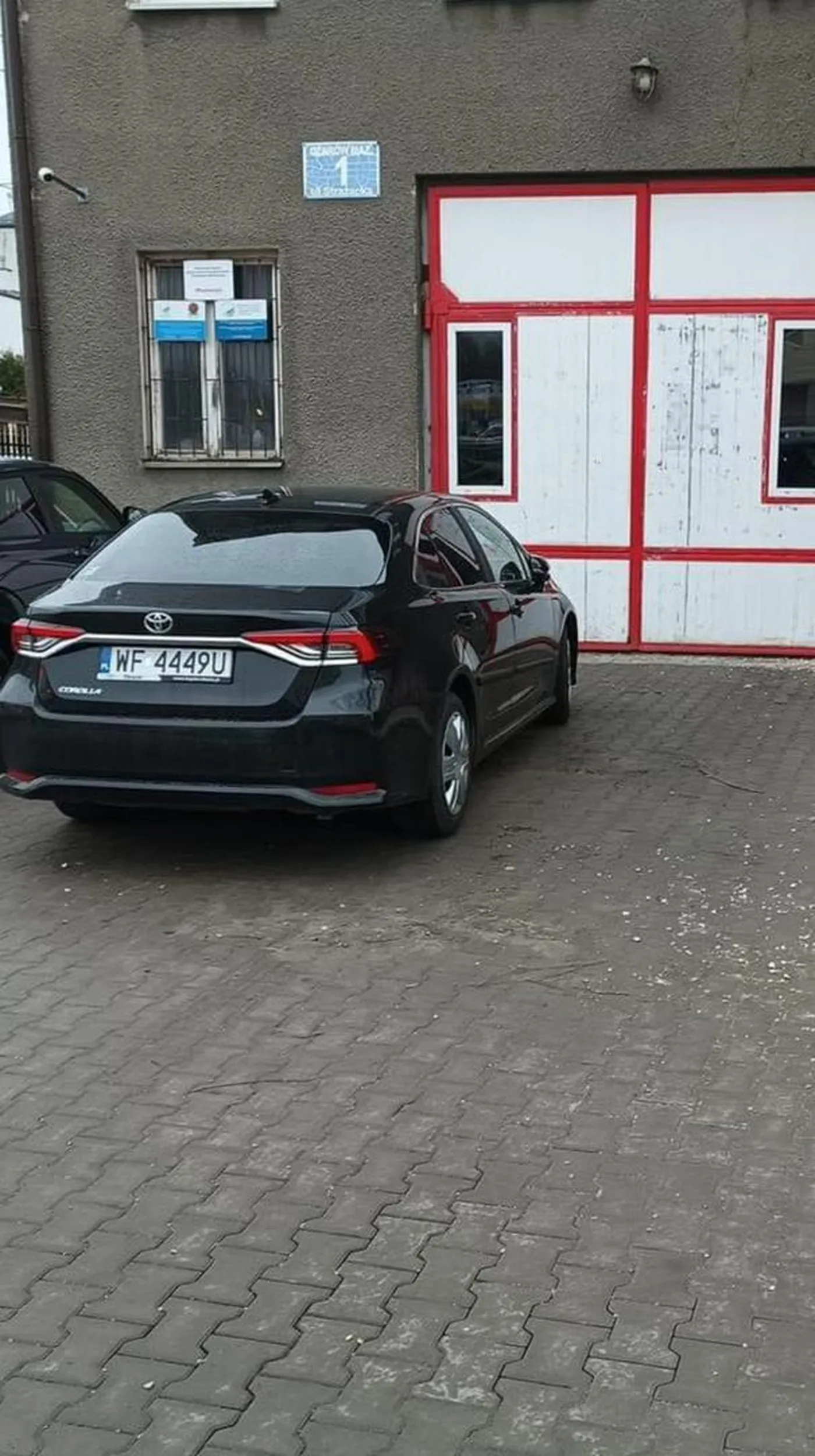 Zastawienie wyjazdu z remizy… pogratulować panu…