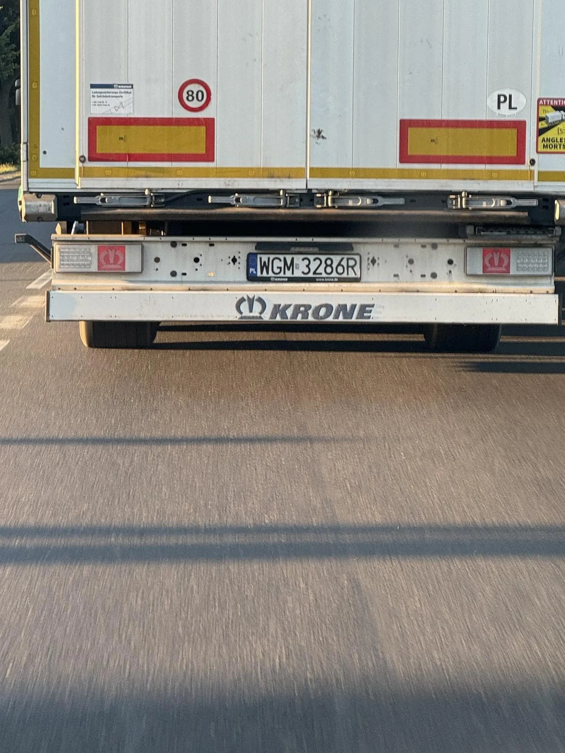 Brak słów. Wymusił pierwszeństwo bezczelnie mimo że mnie widział. Musiałem przez pacana hamować prawie do 0