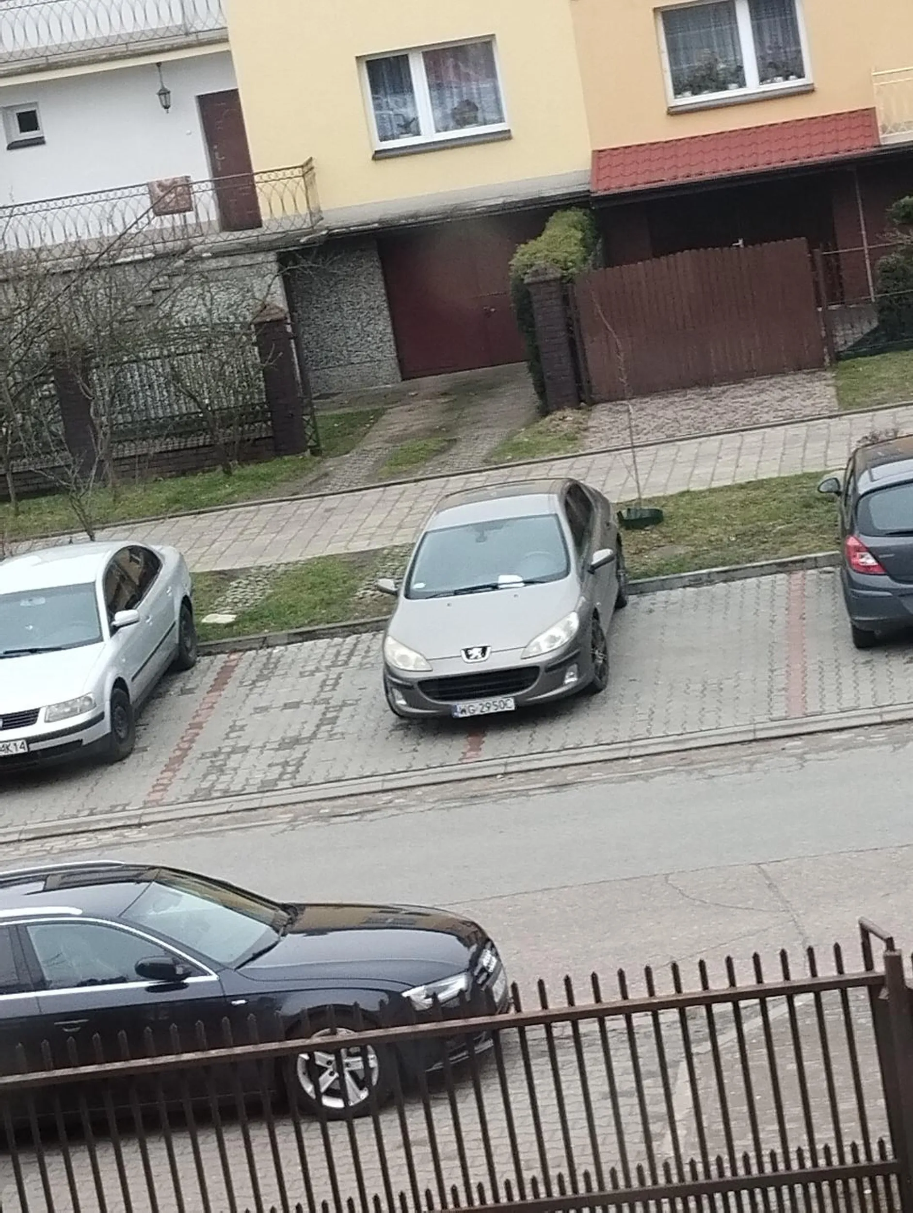 Gratulacje dla kierowcy oby był mandat