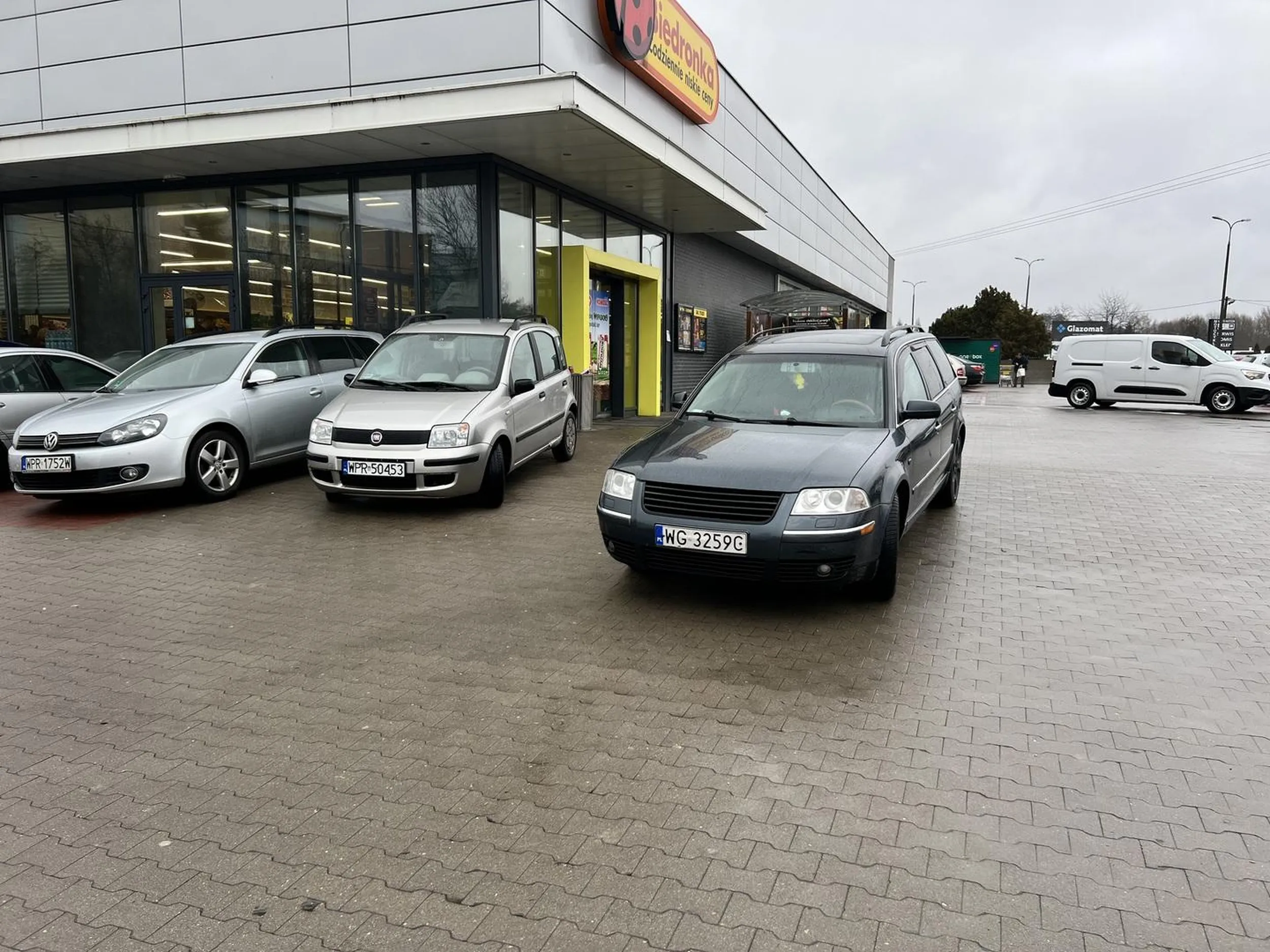 Głupi i głupszy, Janusz z passeratti przebił wszyskich… Pruszków, aleje Jerozolimskie 454