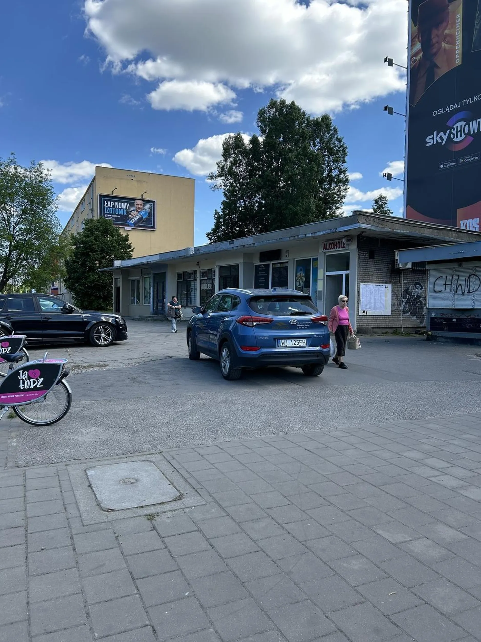 Pogratulować umiejętności parkowania :)