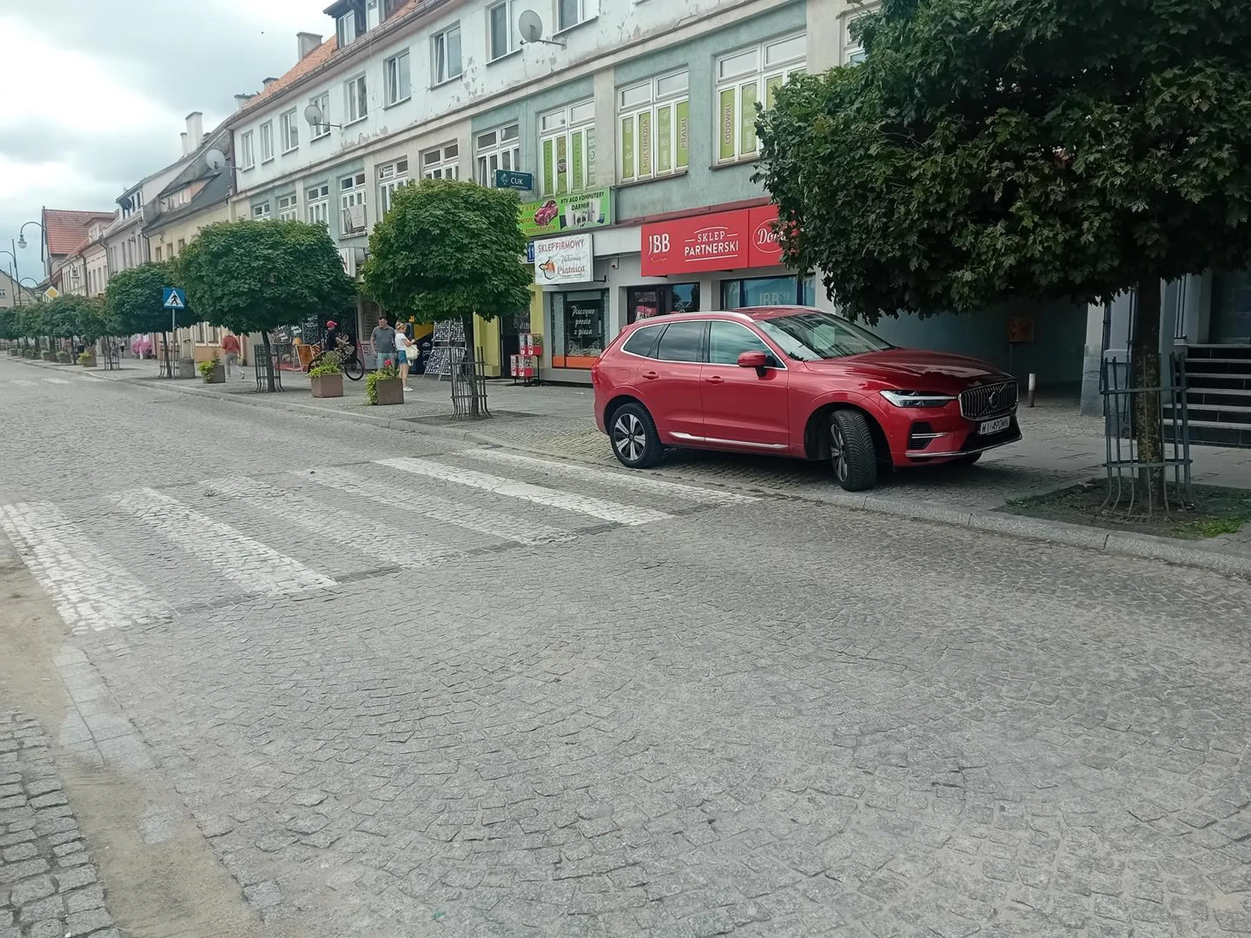 Nie pozdrawiam kierowcy który parkuje na przejściu dla pieszych