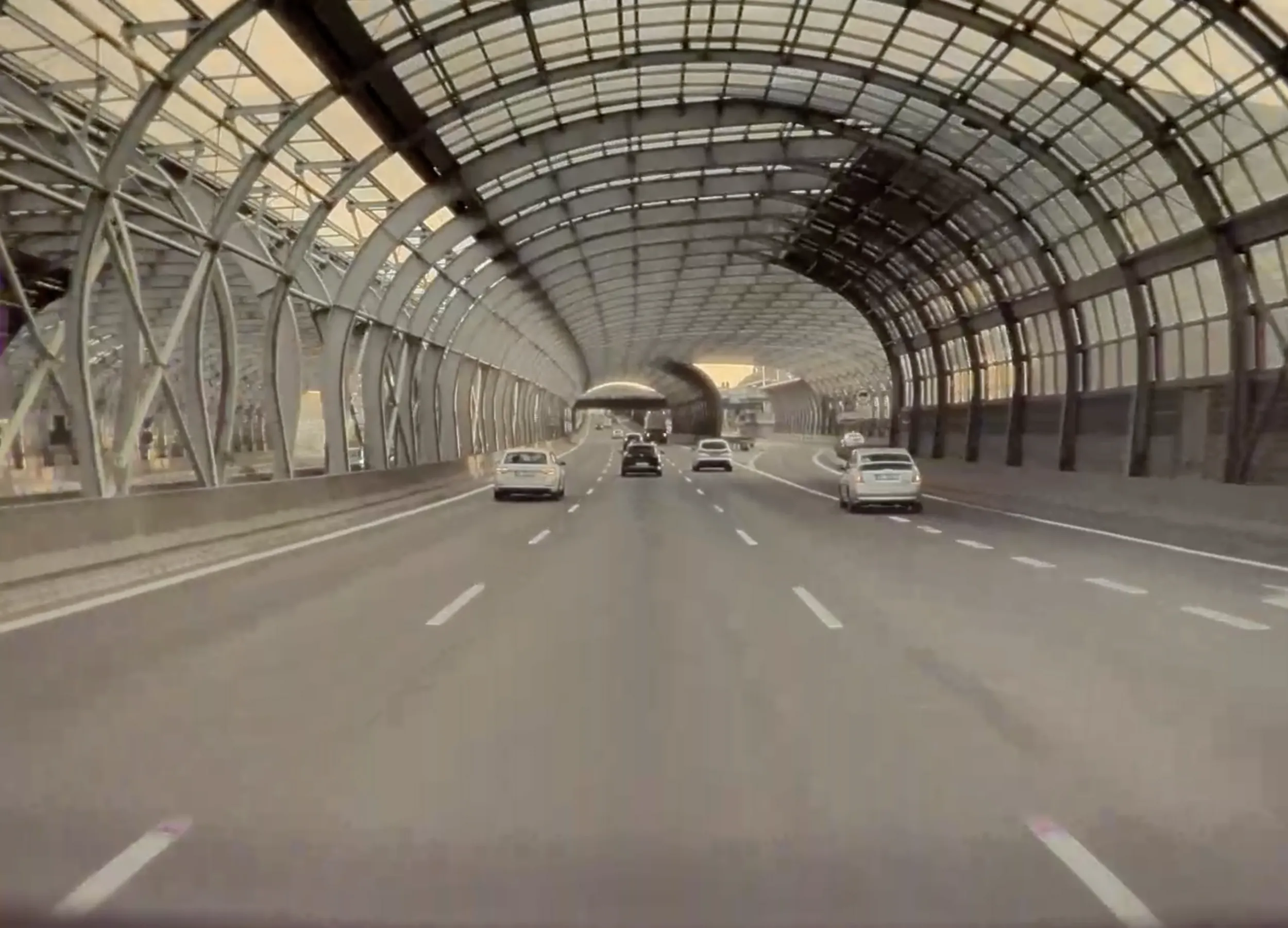 Z lewego na pas do skrętu w prawo bez kierunku przez 3 pasy to żeś chłopie się popisał