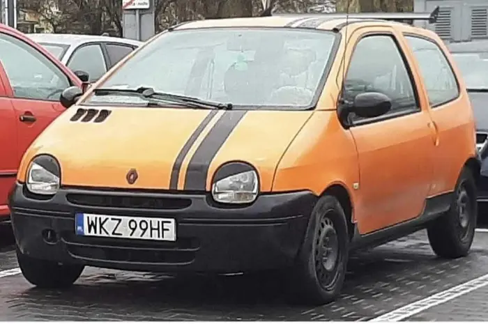 Wściekniete Twingo a kierowca jeszcze bardziej