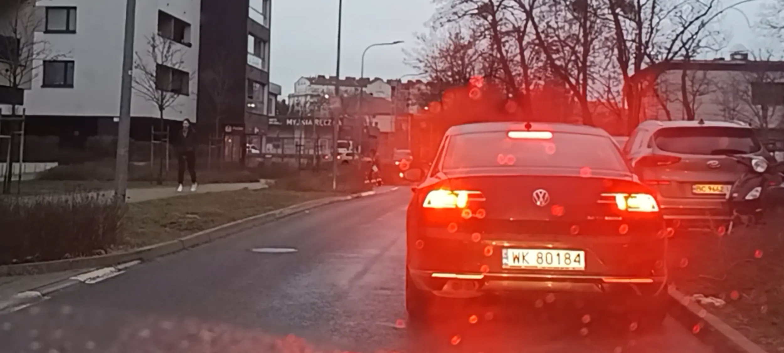 Parkowanie na ulicy na zakazie zatrzymywania się i postoju B-36