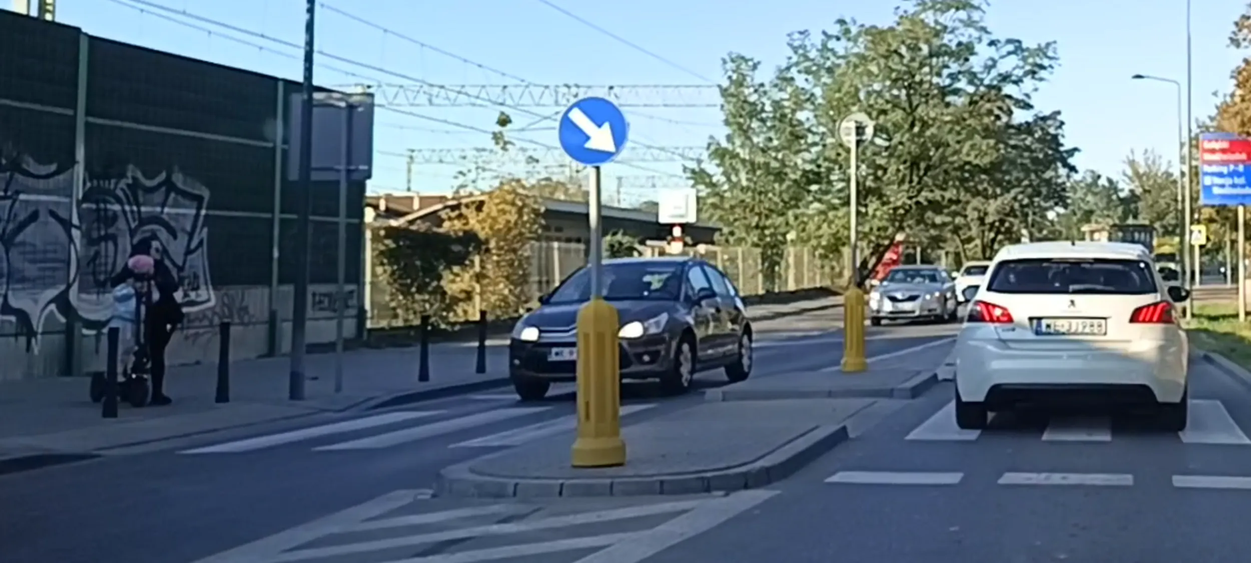 Baba za kierownicą to kandydat na zabójcę  Majtkczaka z A1 i kiedyś kogoś zabije. Tu nie ustąpiła matce z dzieckiem pierwszeństwa na pasach przejścia dla pieszych