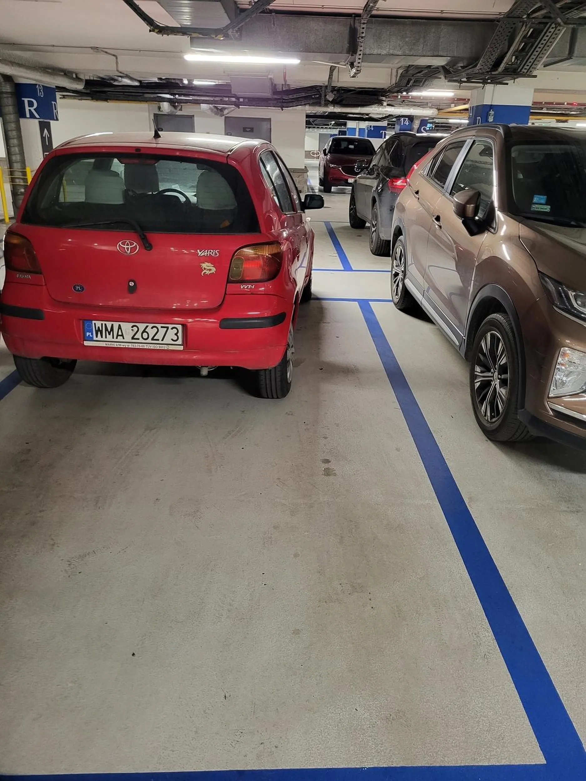 Słoik w Galerii Mokotow. A co tam inni, stane sobie na środku.....