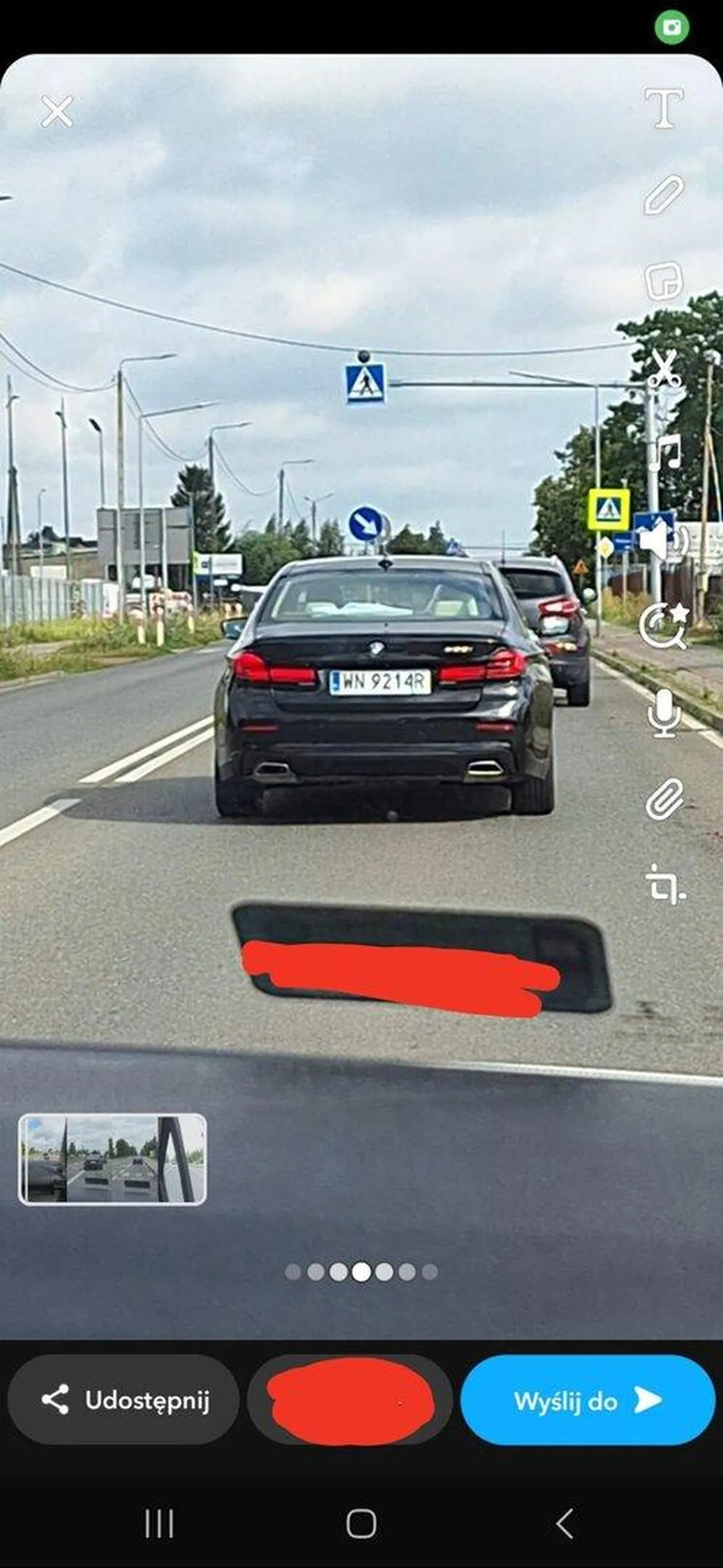 Imbecylu, na mieście, na skrzyżowaniu i pasach się nie wyprzedza