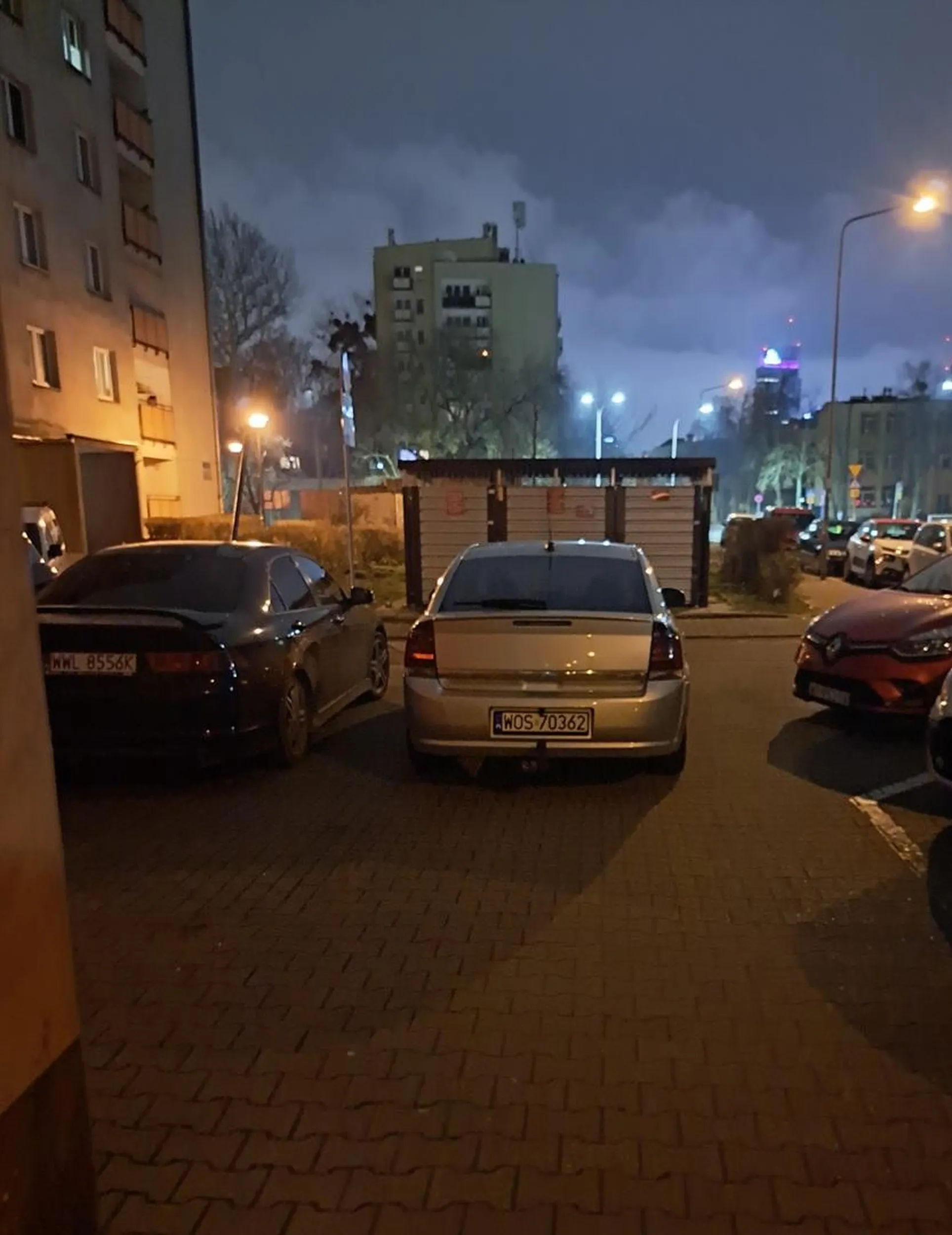 Zajebiście was uczą parkować w ostrołęckim