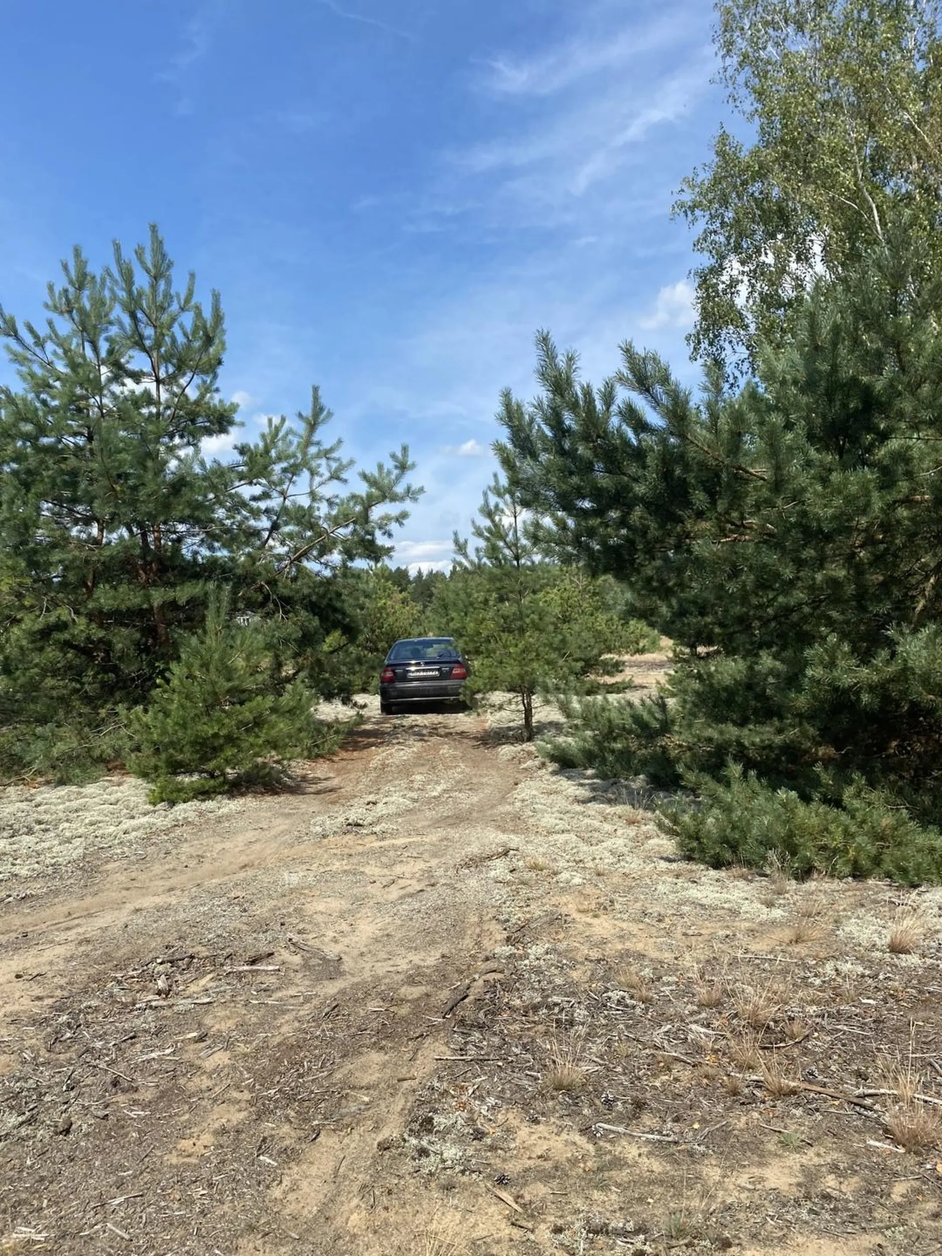 Radzę nie wjeżdżać na teren prywatny bo skończy się to źle