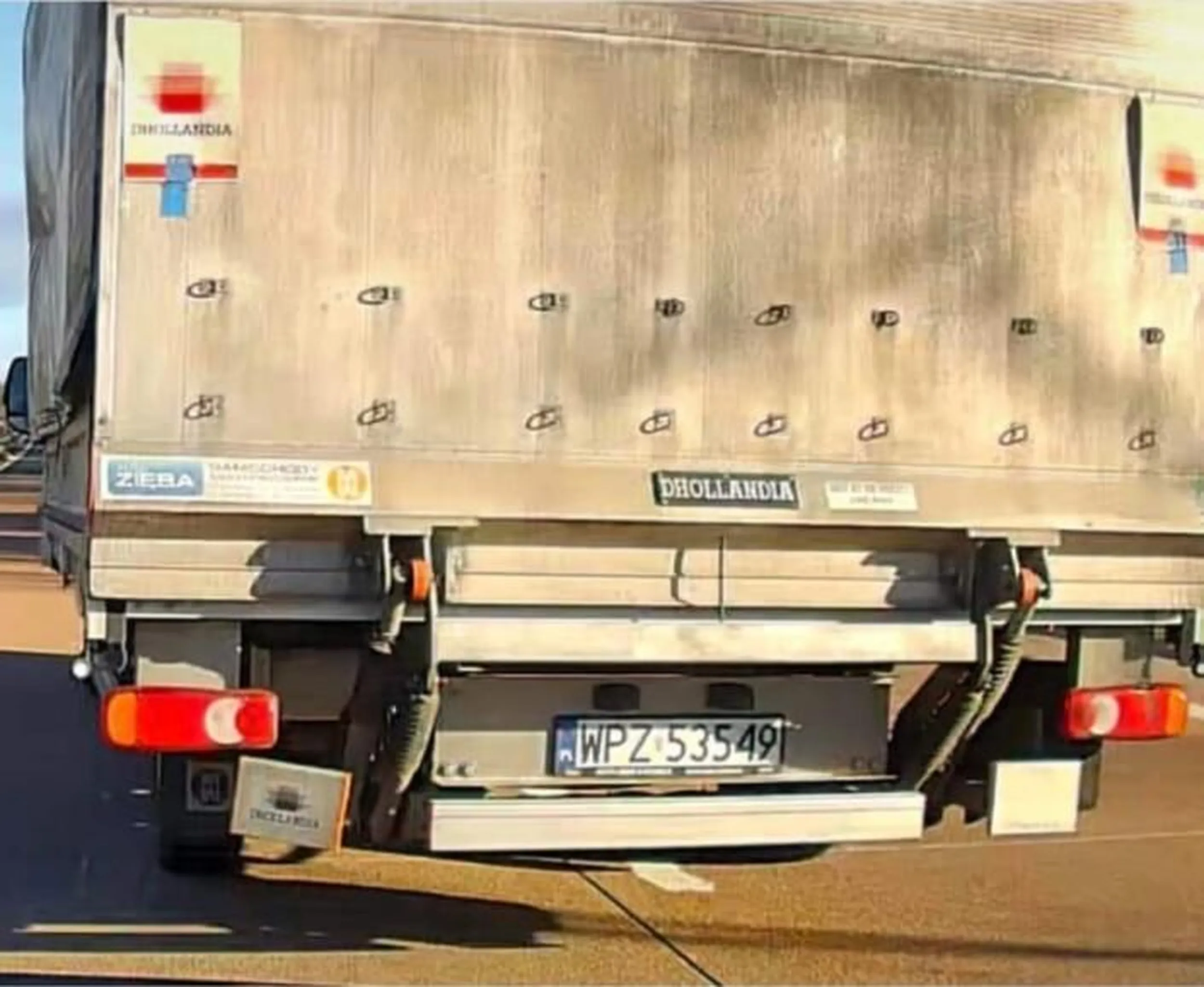 Kretyn wymusił pierwszeństwo . Jeździ po spożyciu alkoholu.