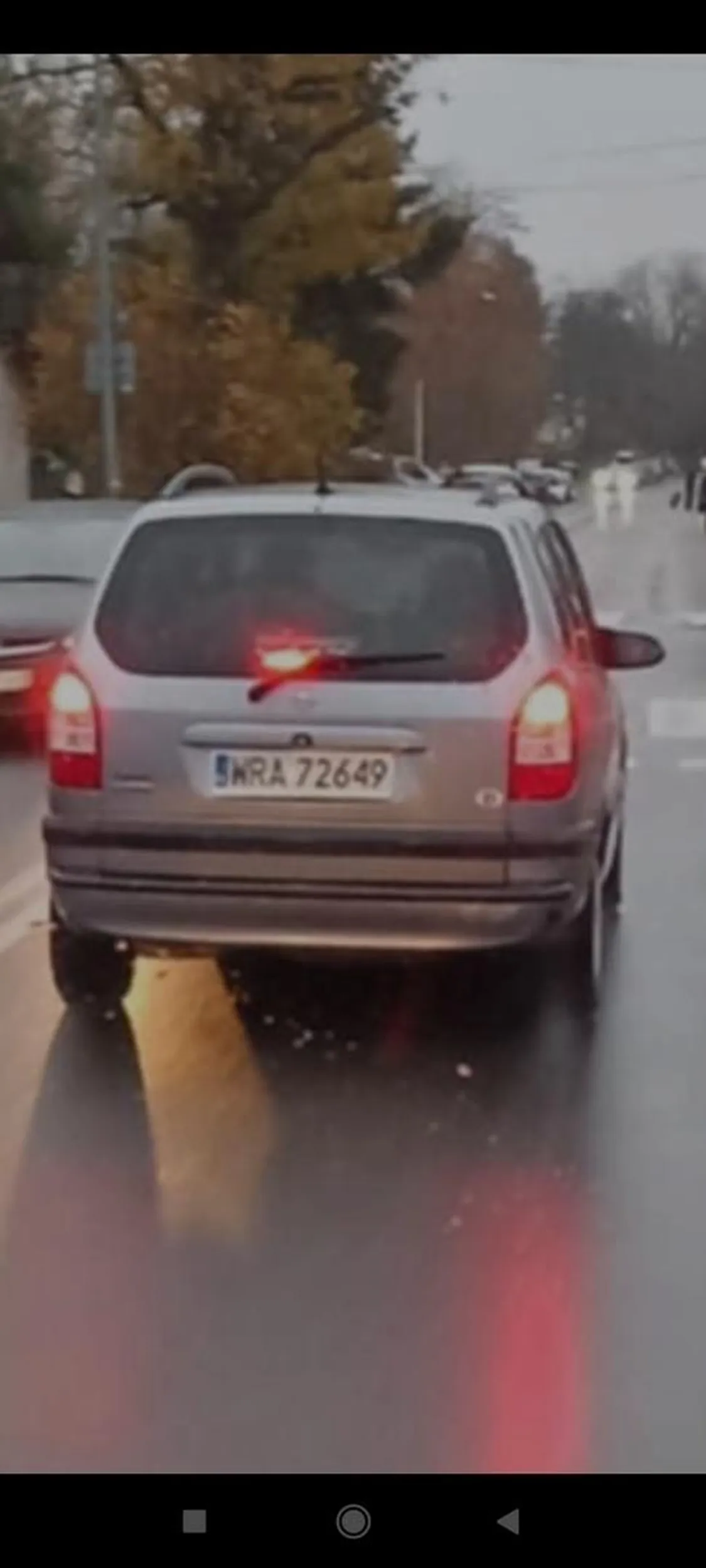 Brawo!!! Medal za przekroczenie podwójnej ciągłej i wjechanie w pasy!