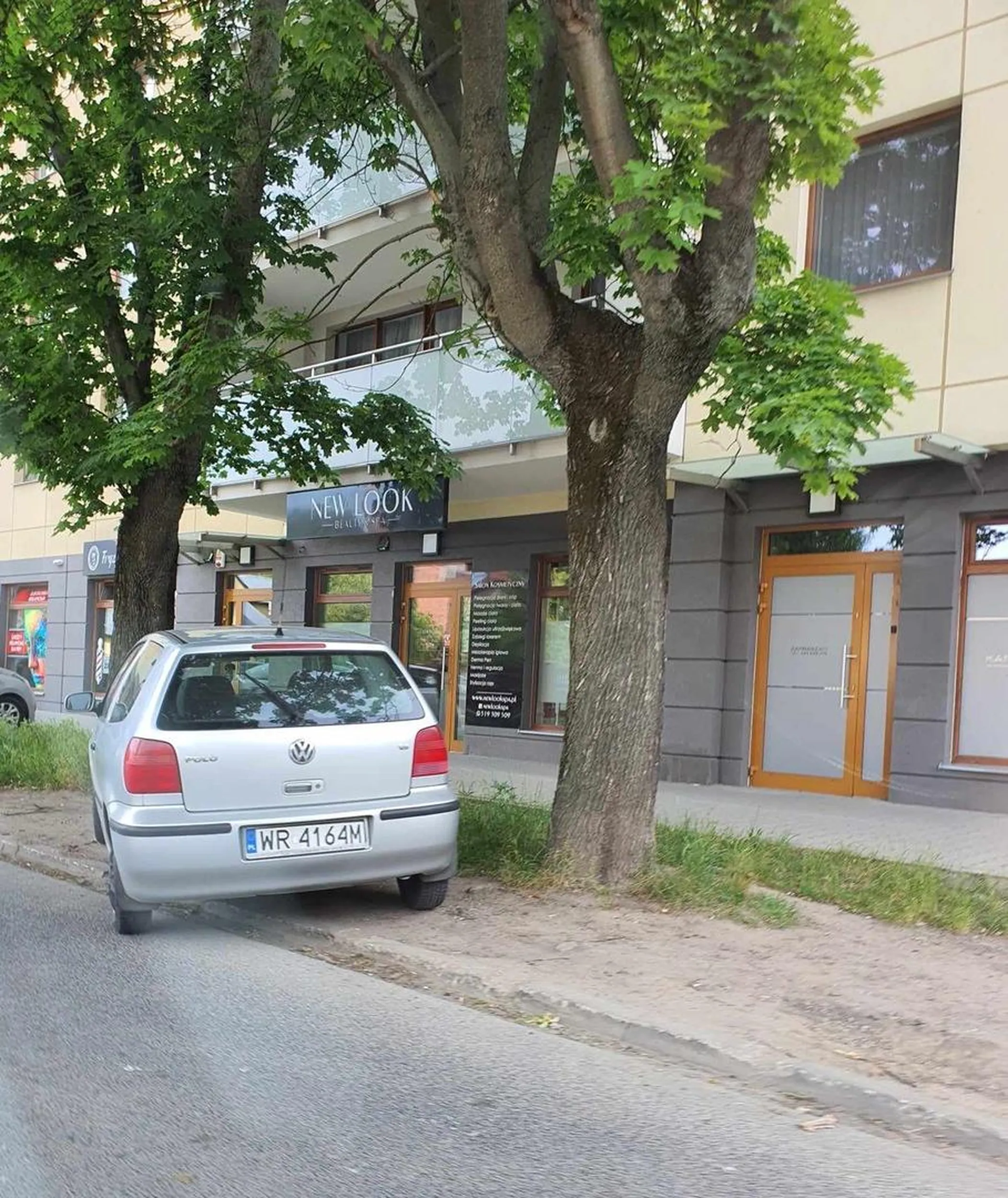 szanuj zieleń boś nie jeleń….    ciesz się że nie miałem pamietu karnych k….sow!!!