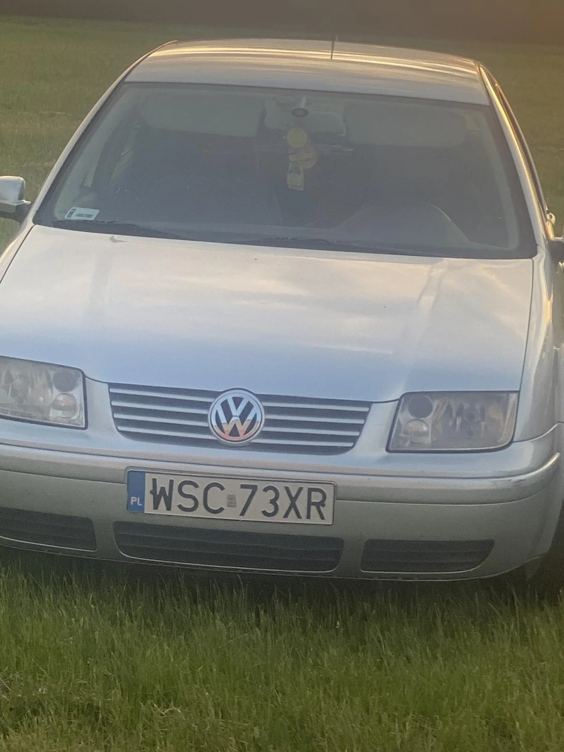 Zaparkowała baba na terenie prywatnym