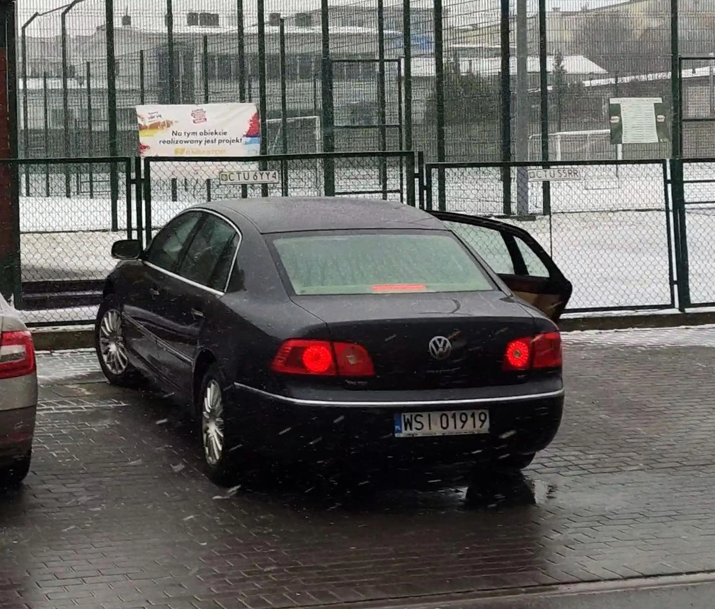 kutafon blokuje mi moje miejsce parkingowe