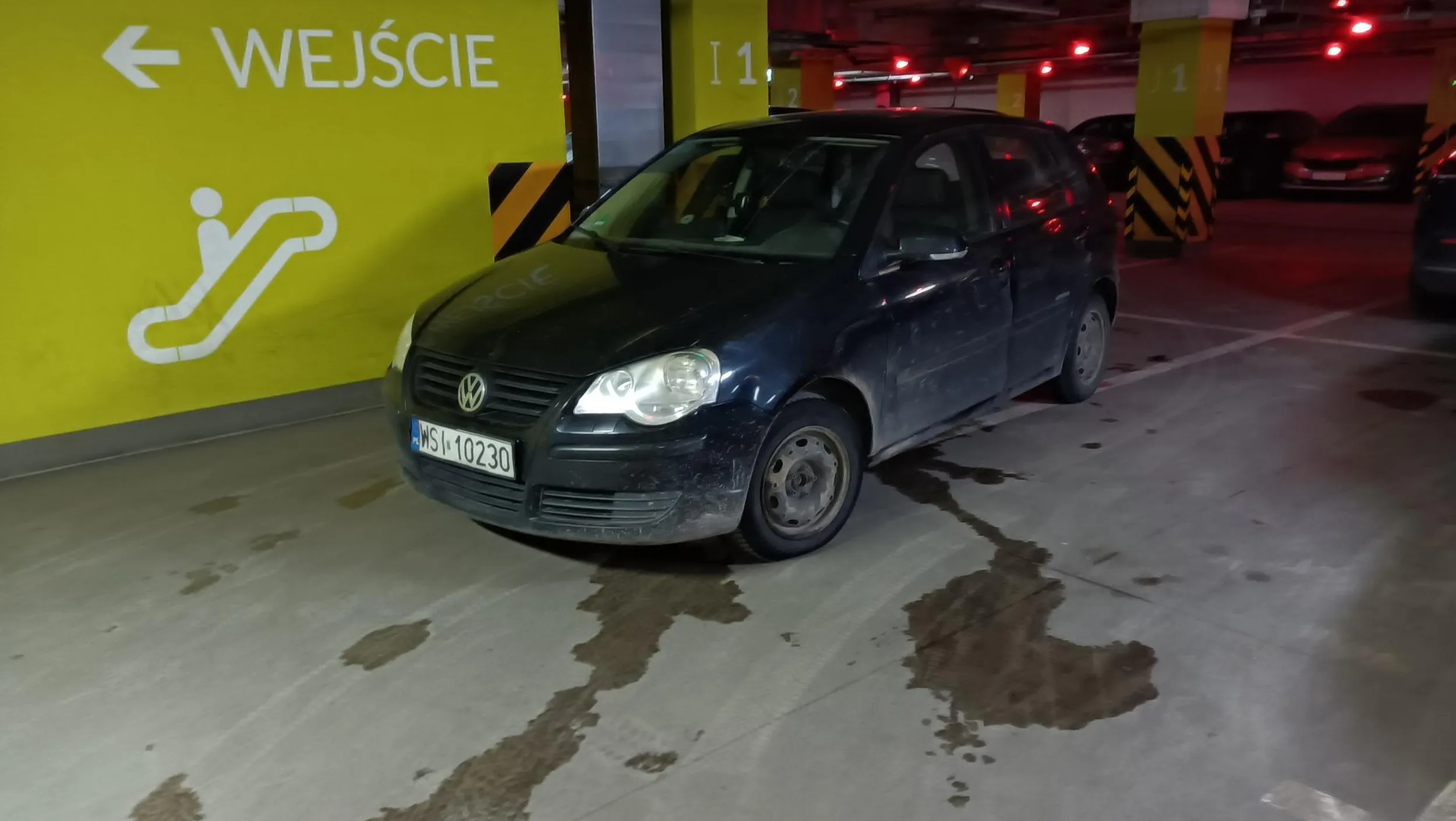 Pan starszy niech się nauczy parkować...