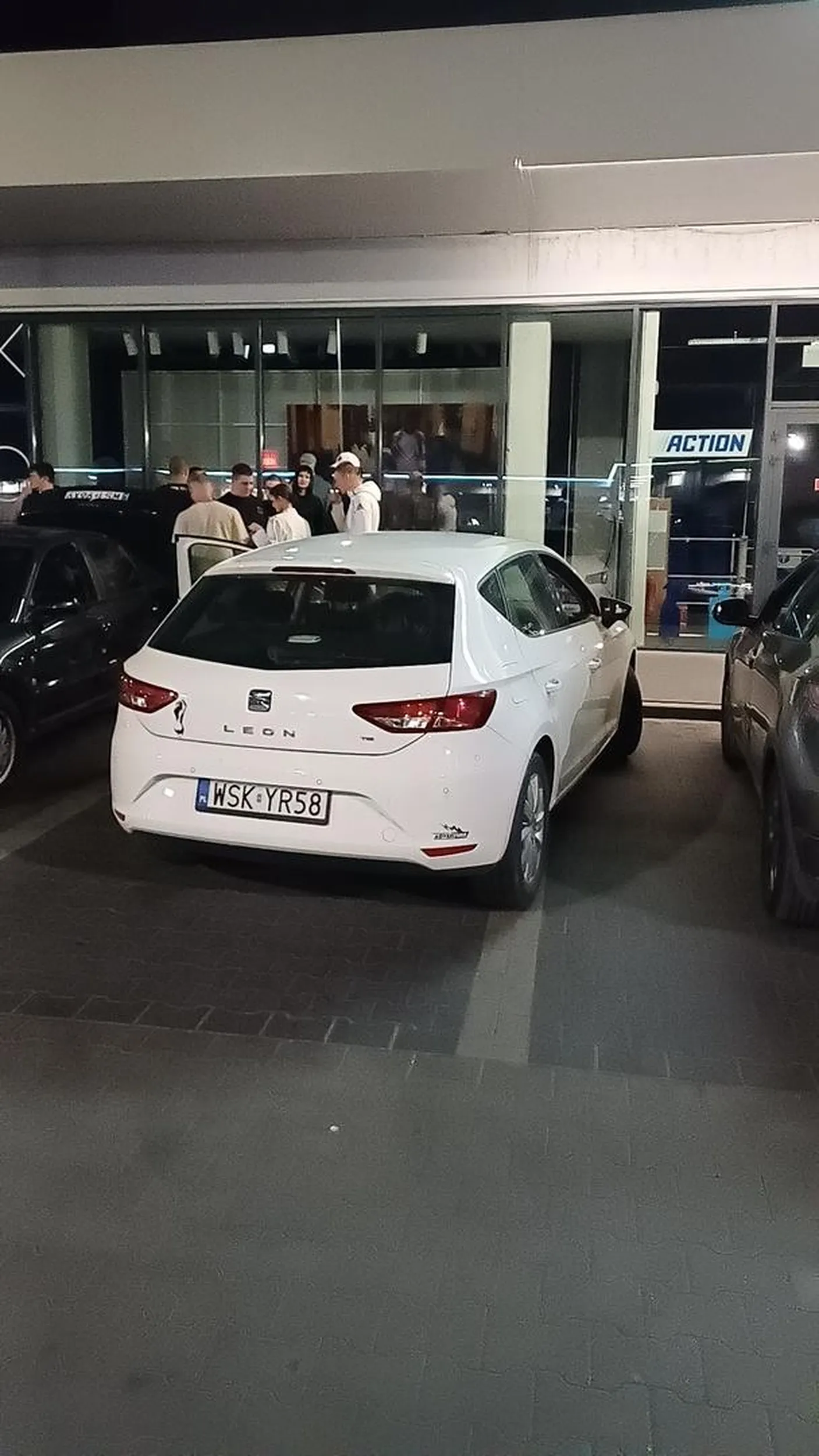 Kierowca nie potrafi parkować