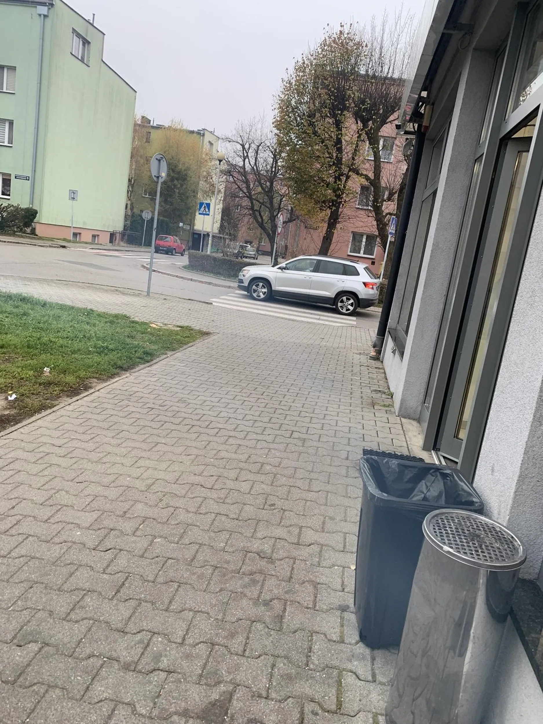 Na pasach nie wysiada się i się nie stoi przez 10 minut