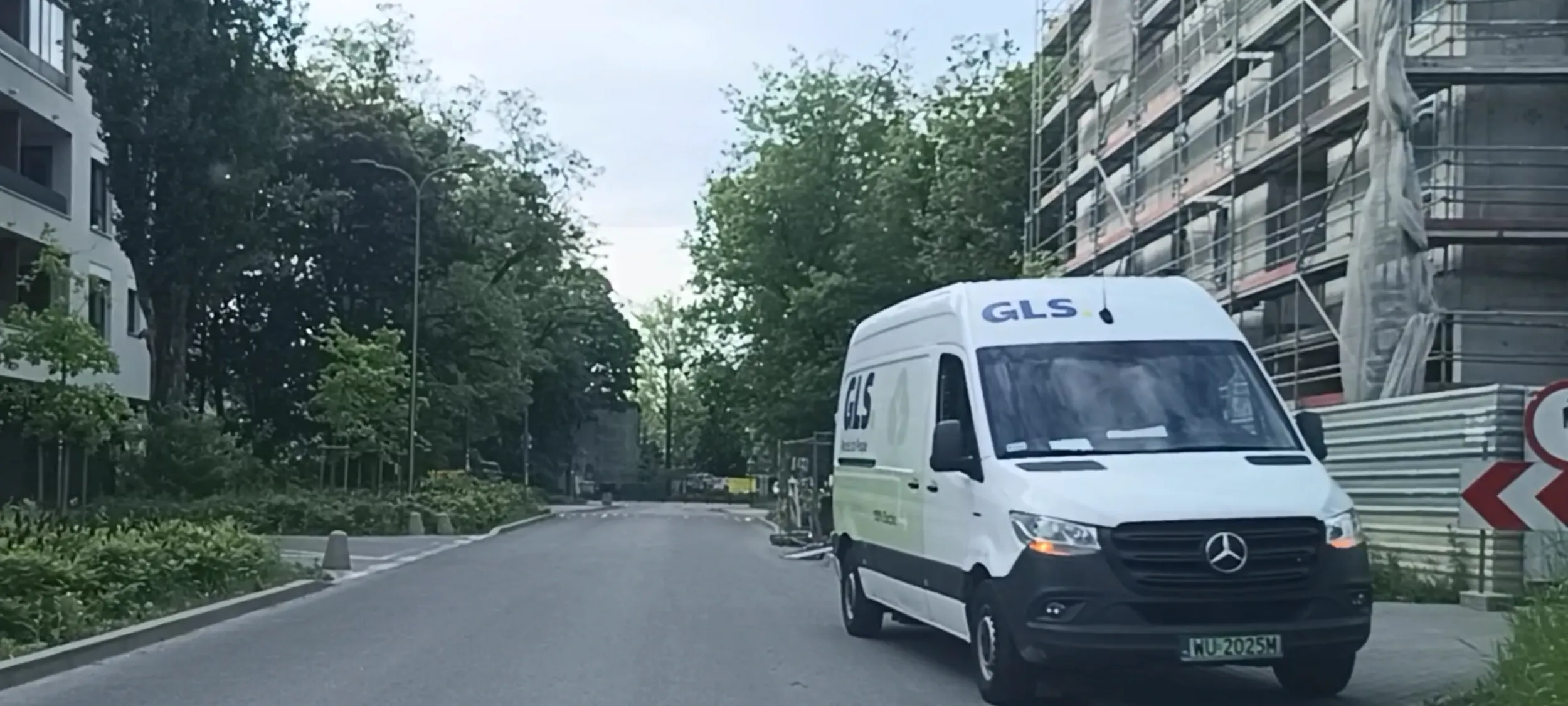 Fiut stanął na ulicy a tu jest zakaz B36