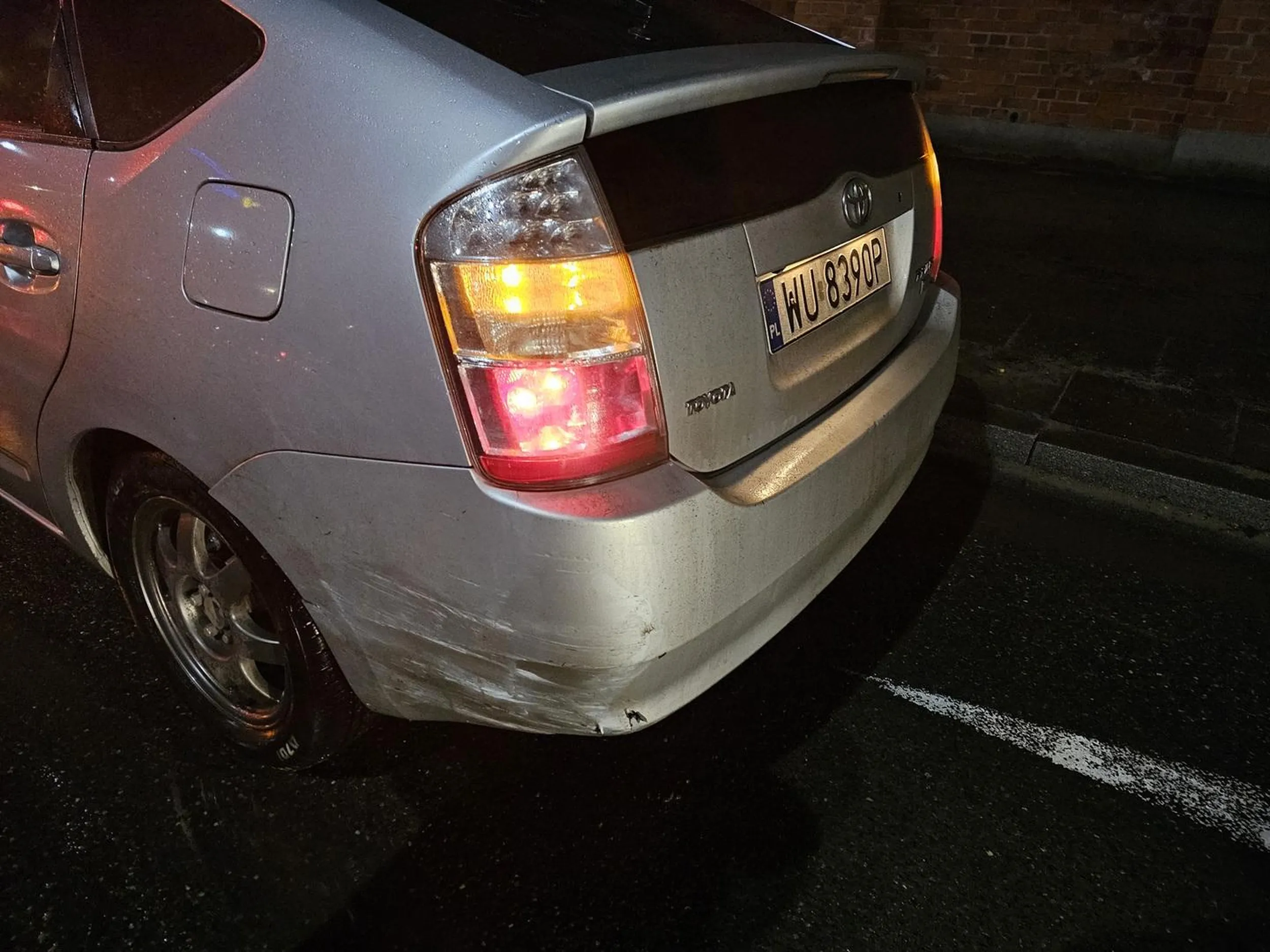 Uzbekistan, uważajcie nie potrafi jeździć. Wymuszenie, stłuczka, policja i ucieczka z kraju :)