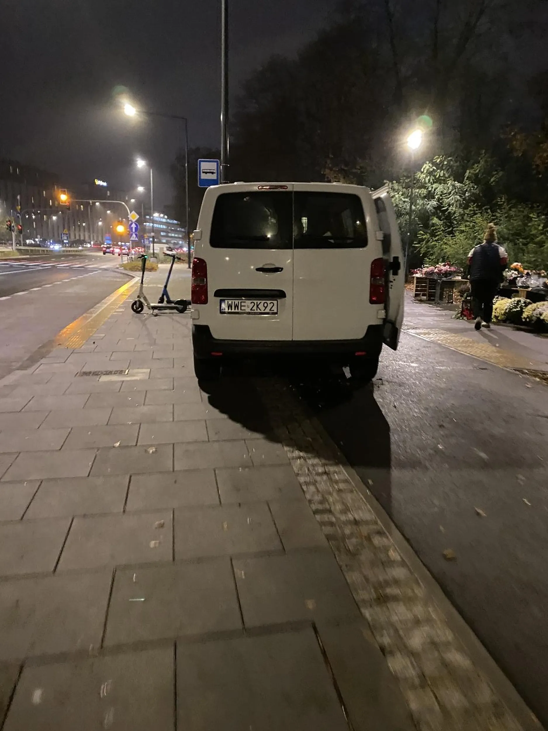 Ul. Wolska Warszawa, miejsce znane z filmow Konfitury. Koszty „biznesu” przerzucone na podatnikow.