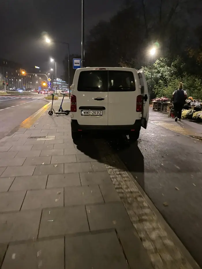 Ul. Wolska Warszawa, miejsce znane z filmow Konfitury. Koszty „biznesu” przerzucone na podatnikow.